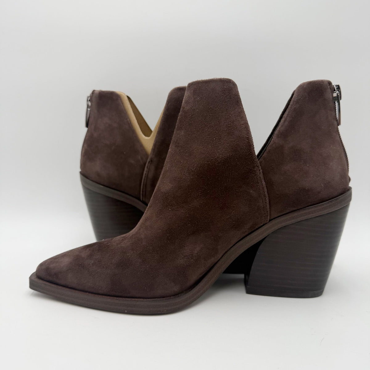 Vince Camuto Womens Gigietta Ankle Bootie Size 8 Brown Suede Heel NWOB