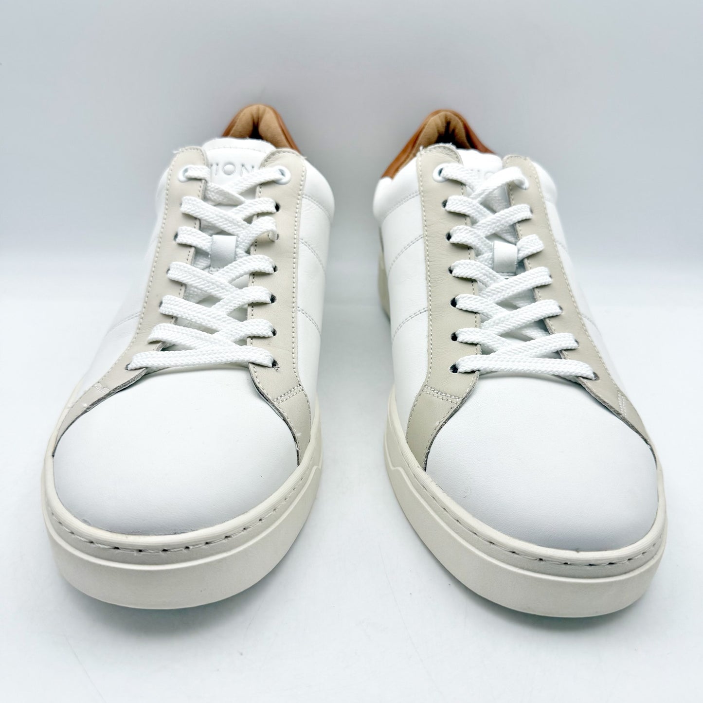 Vionic Mens Lucas ll Sneakers US 11 EU 44 White Leather NWOB