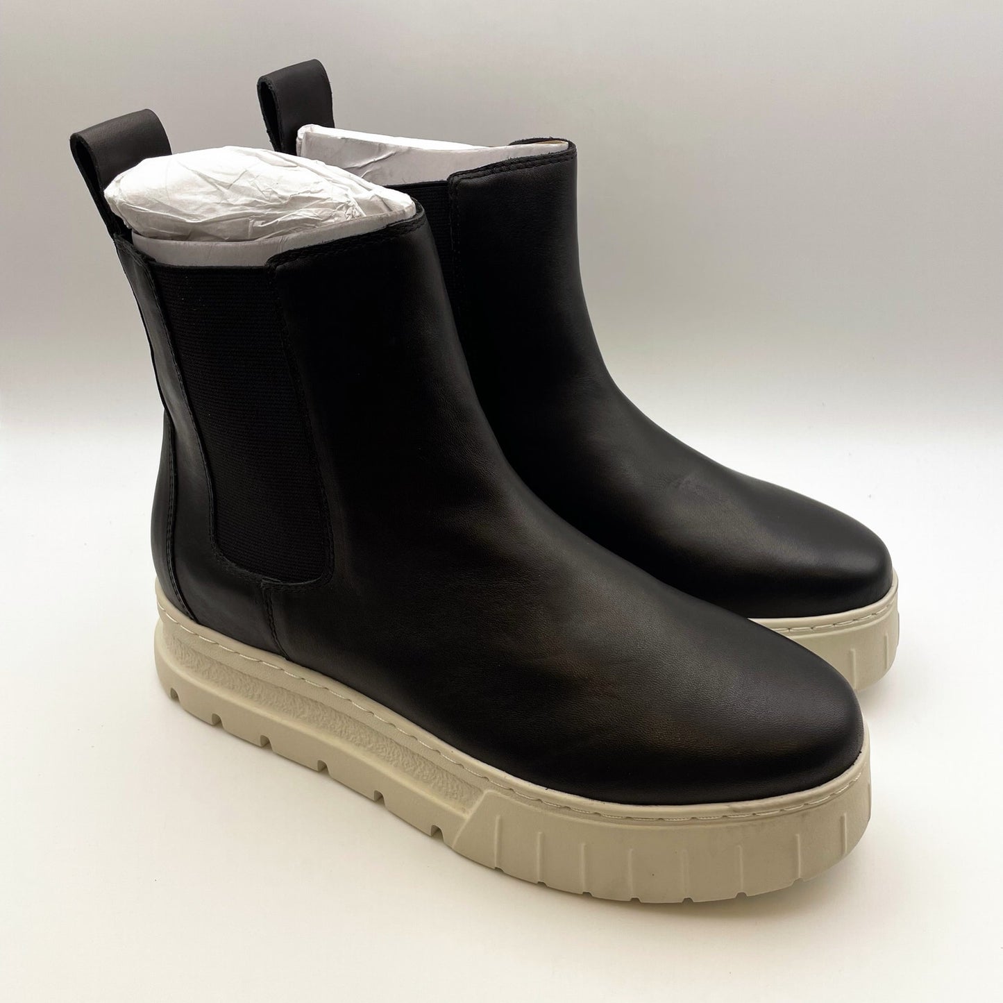 J/Slides Women's Riley Chelsea Boot Size 10 Black Leather Platform NIB