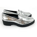 VINCE CAMUTO Womens Echika Loafer Size 8 M Silver Leather Chunky Block Heel NWOB