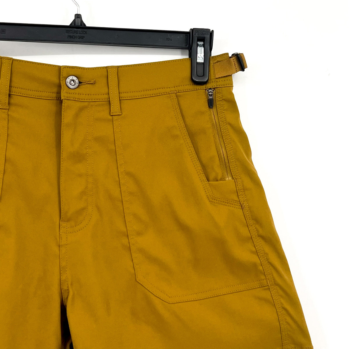 PRANA Women's Stretch Zion Cargo Shorts Size 10 Retro Olive Green 5" Inseam NWT