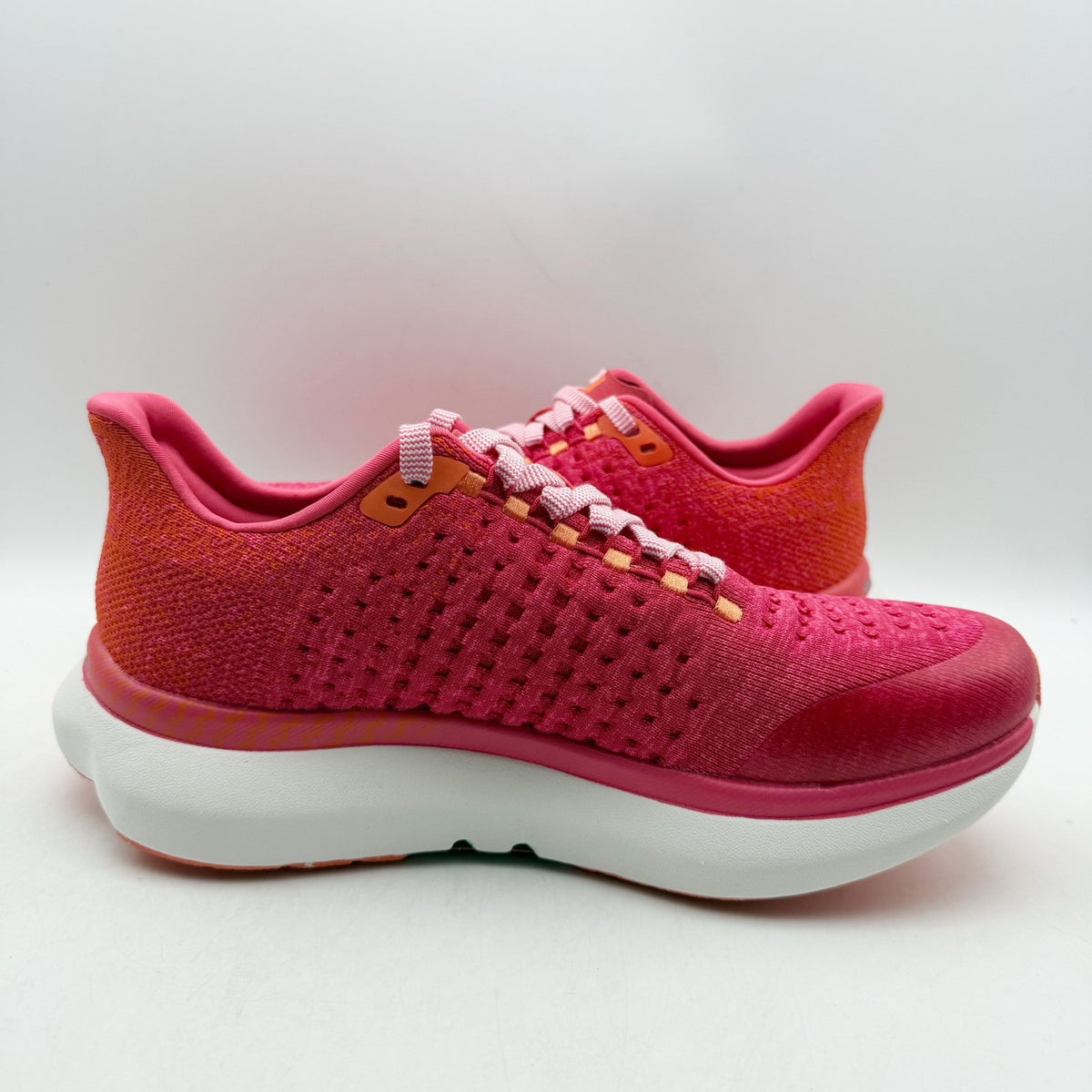 Rabbit Womens Dream Chaser Running Shoes Size 8.5 Pink Red Athletic Sneakers NIB