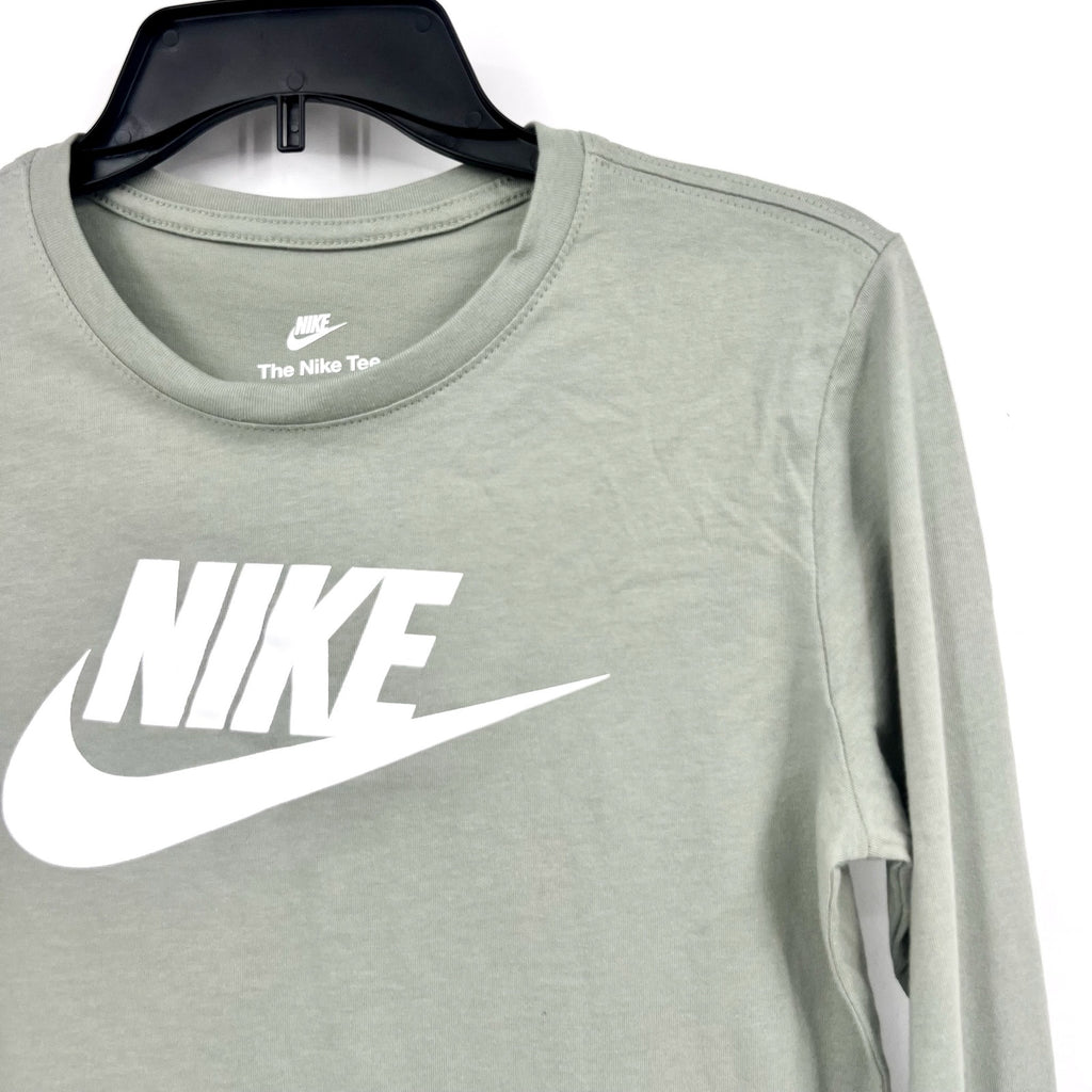 NIKE Women's Essentials Logo T-shirt XS Pale Green Long-Sleeve Crewneck NWT