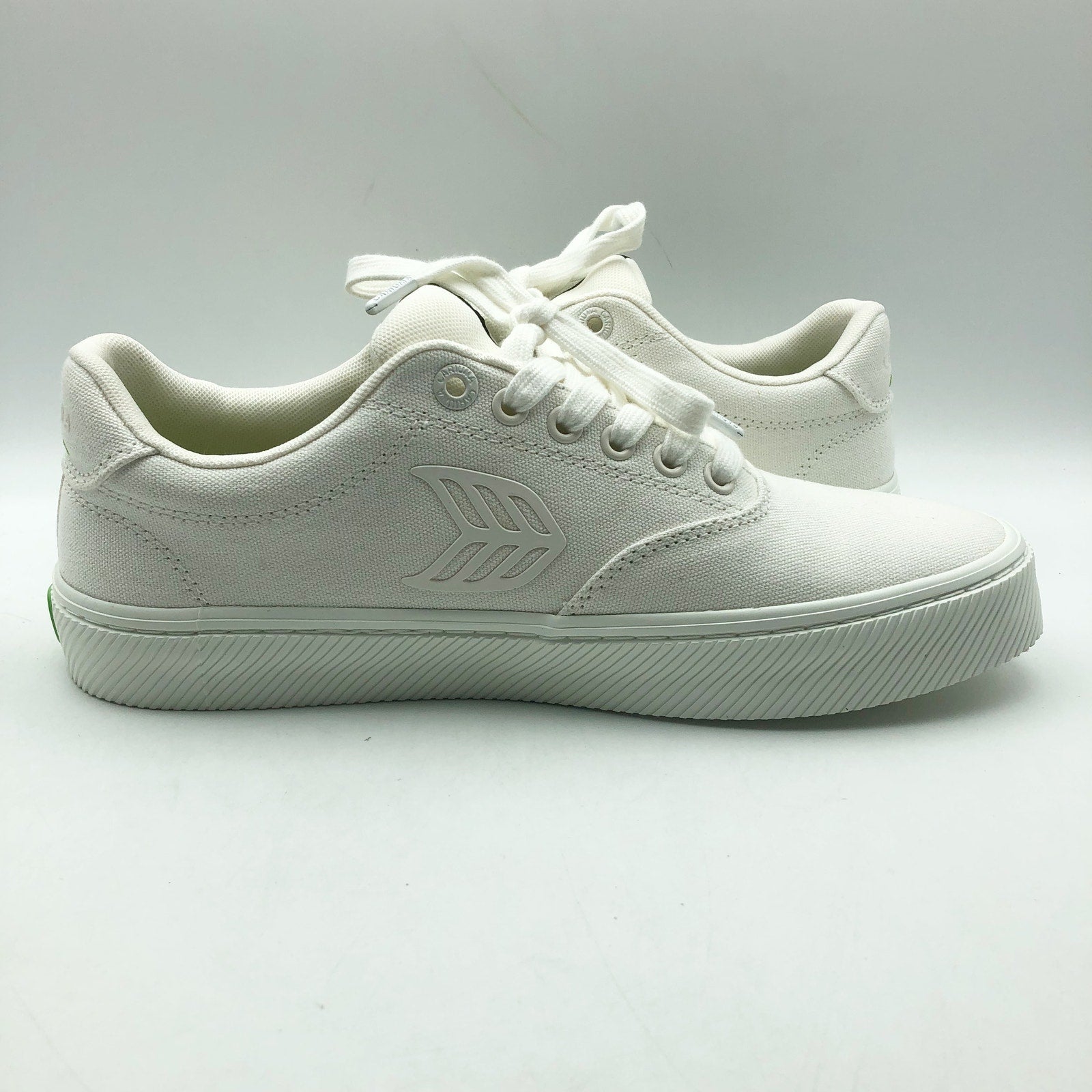 Cariuma Naioca Sneakers Men's 8.5 Women's 10 Off White Canvas NIB