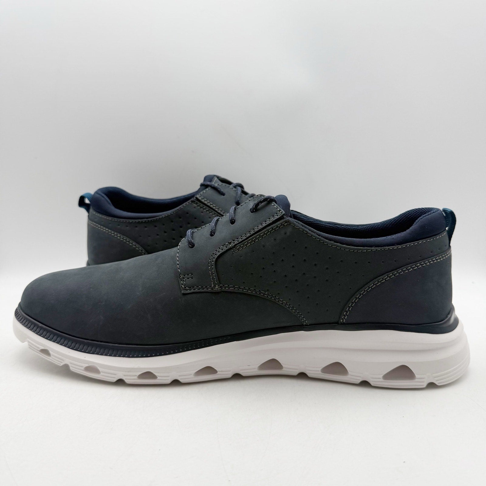 Johnston & Murphy Mens Jenkins Plain Toe Sneaker US 12 M Navy Nubuck Leather NIB