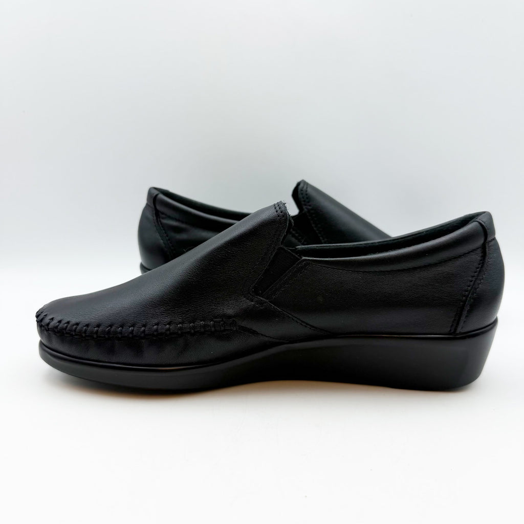 SAS Womens Dream Comfort Loafers US 8 Black Leather Hand Laced Moccasin NIB