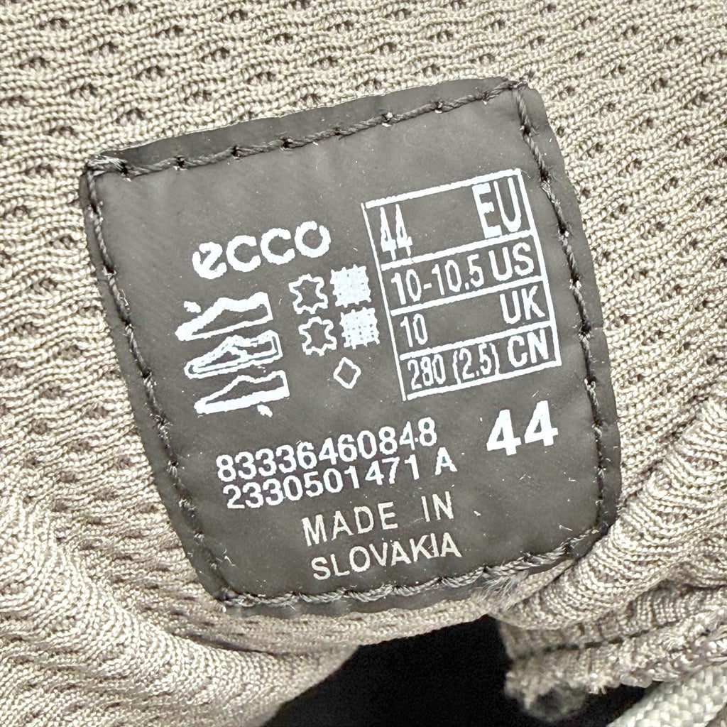 ECCO X Concepts Mens Track 25 Boots EU 44 US 10-10.5 Grey Leather Gortex NWT