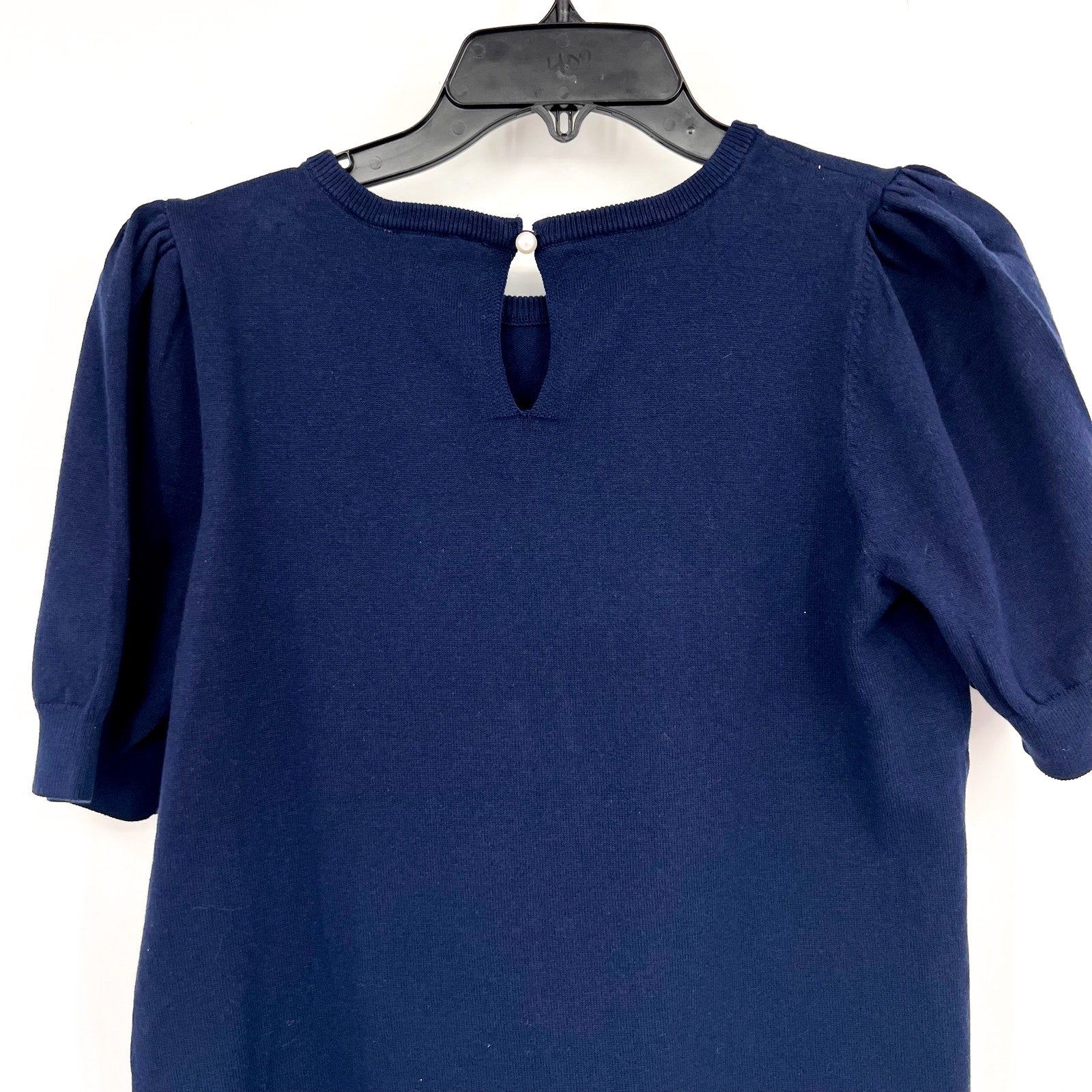 CECE Womens Knit Top Small Classic Navy Blue Pearl Button Short Sleeve NWT