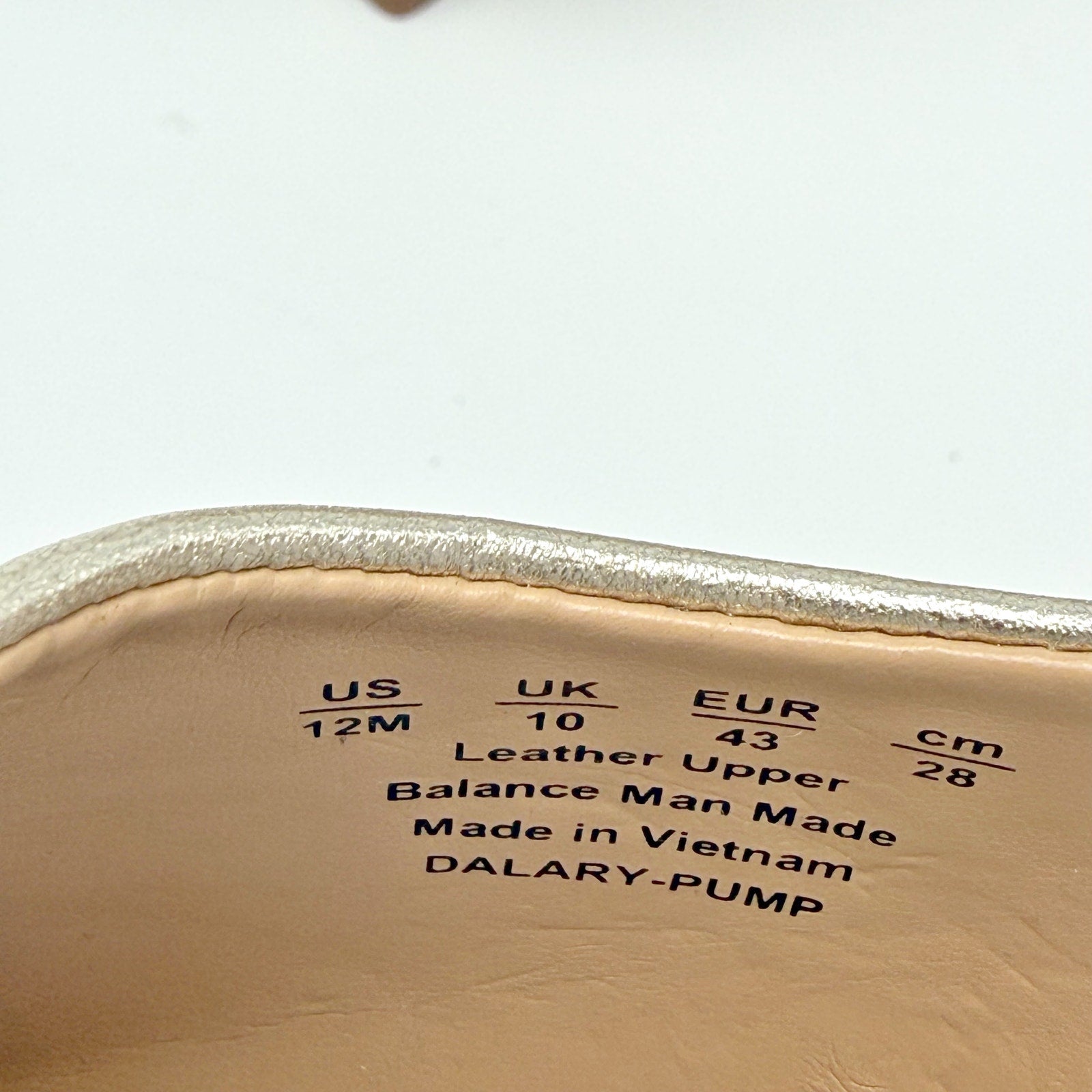 Naturalizer Womens Dalary Pumps US 12 M EU 43 Champagne Silver Leather NIB
