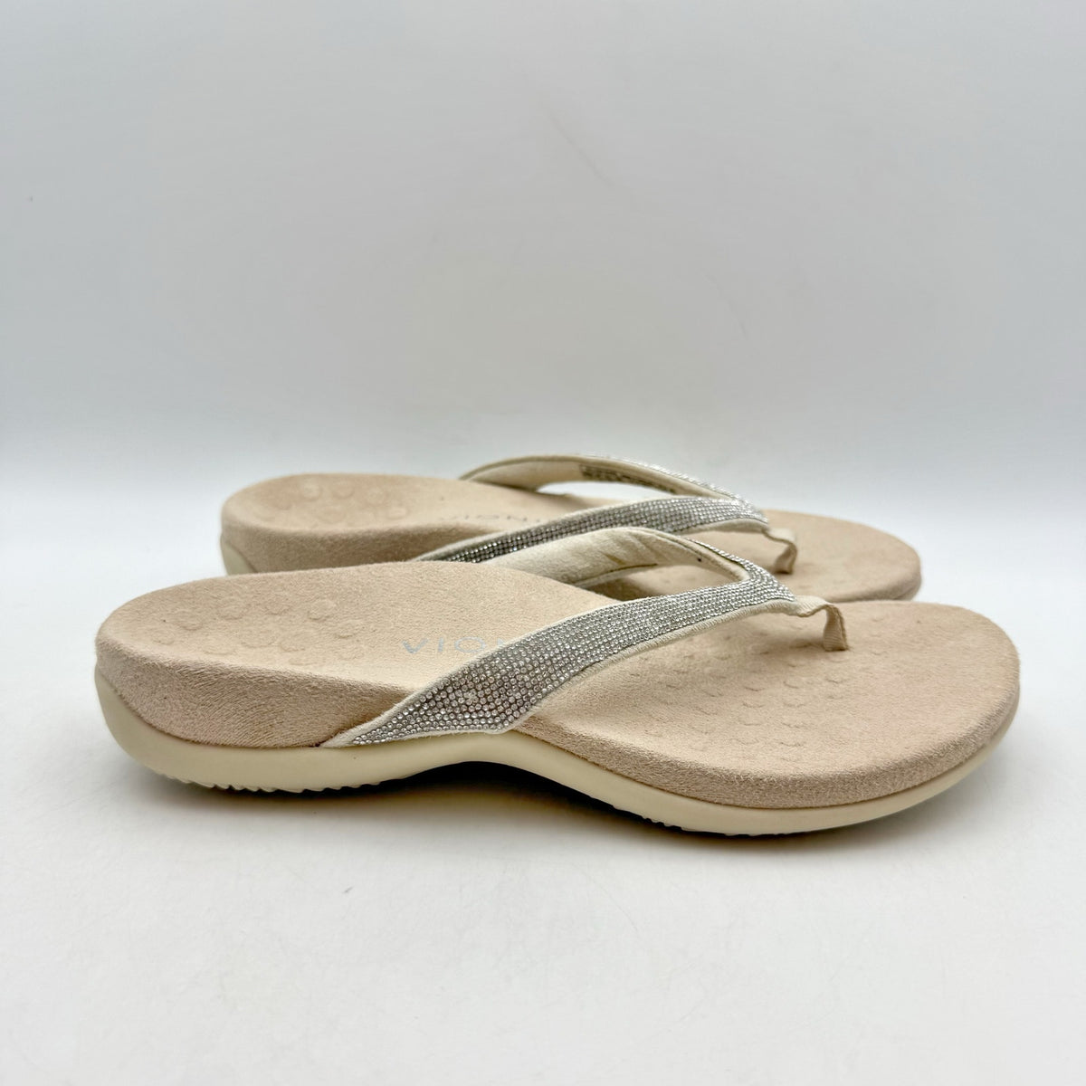 VIONIC Womens Dillon Shine Sandals Size 5 WIDE Cream Rhinestone Slip On NWOB