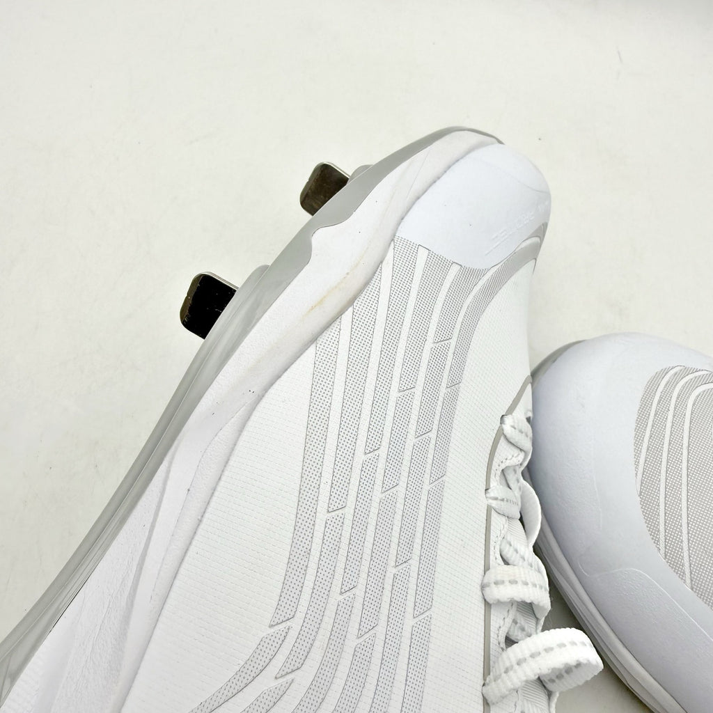Rawlings Mens Bullpen Low Baseball Cleats Size 8 D White Athletic NWOB