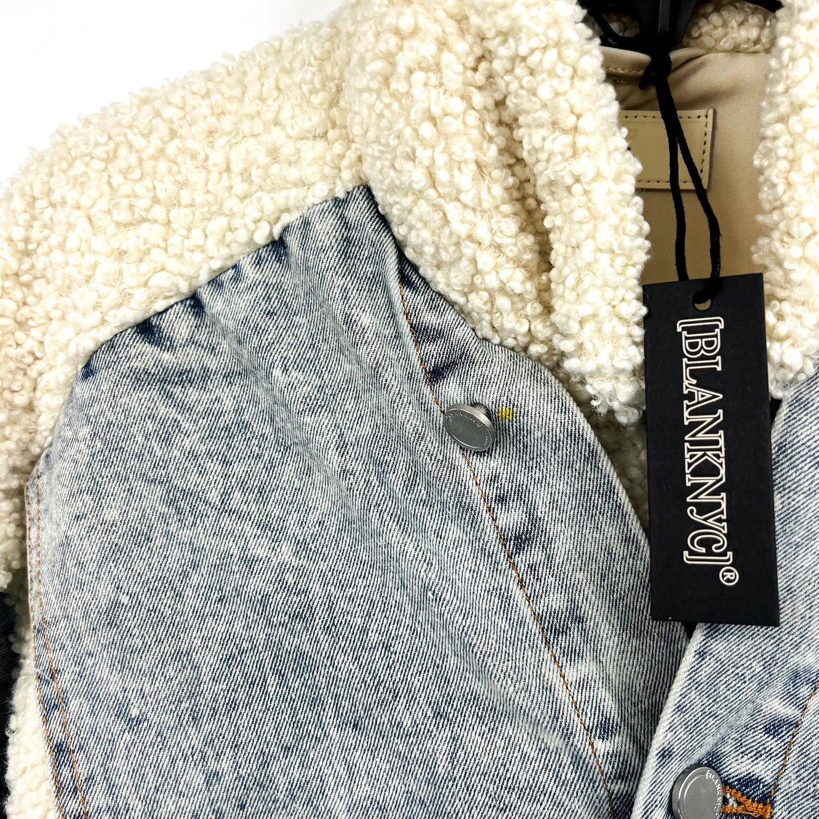 BLANKNYC Womens Denim & Faux Shearling Trucker Jacket XS Cream Blue Bear Hug NWT