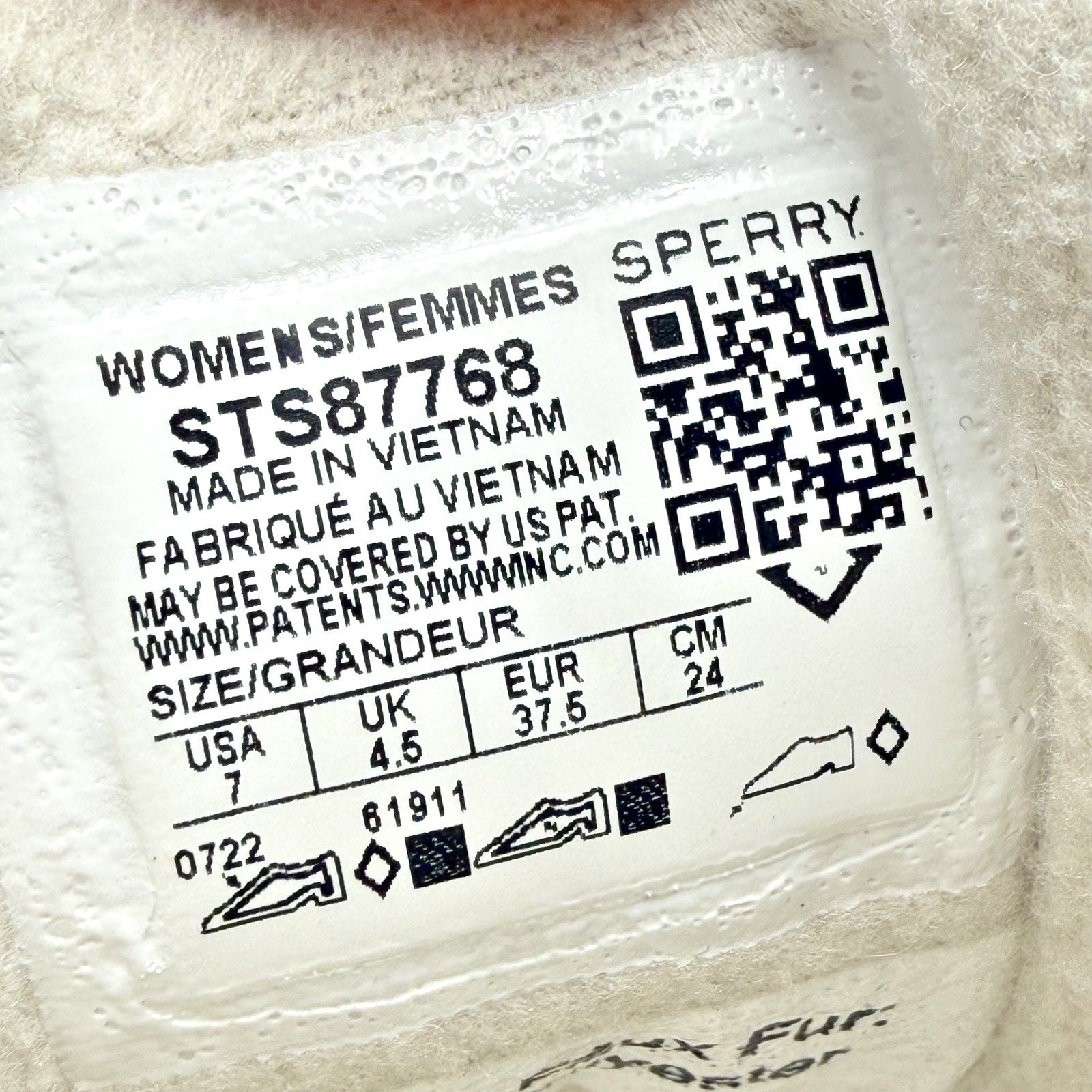 Sperry Womens Saltwater Ankle Booties US 7 EU 37.5 White Sherpa NIB