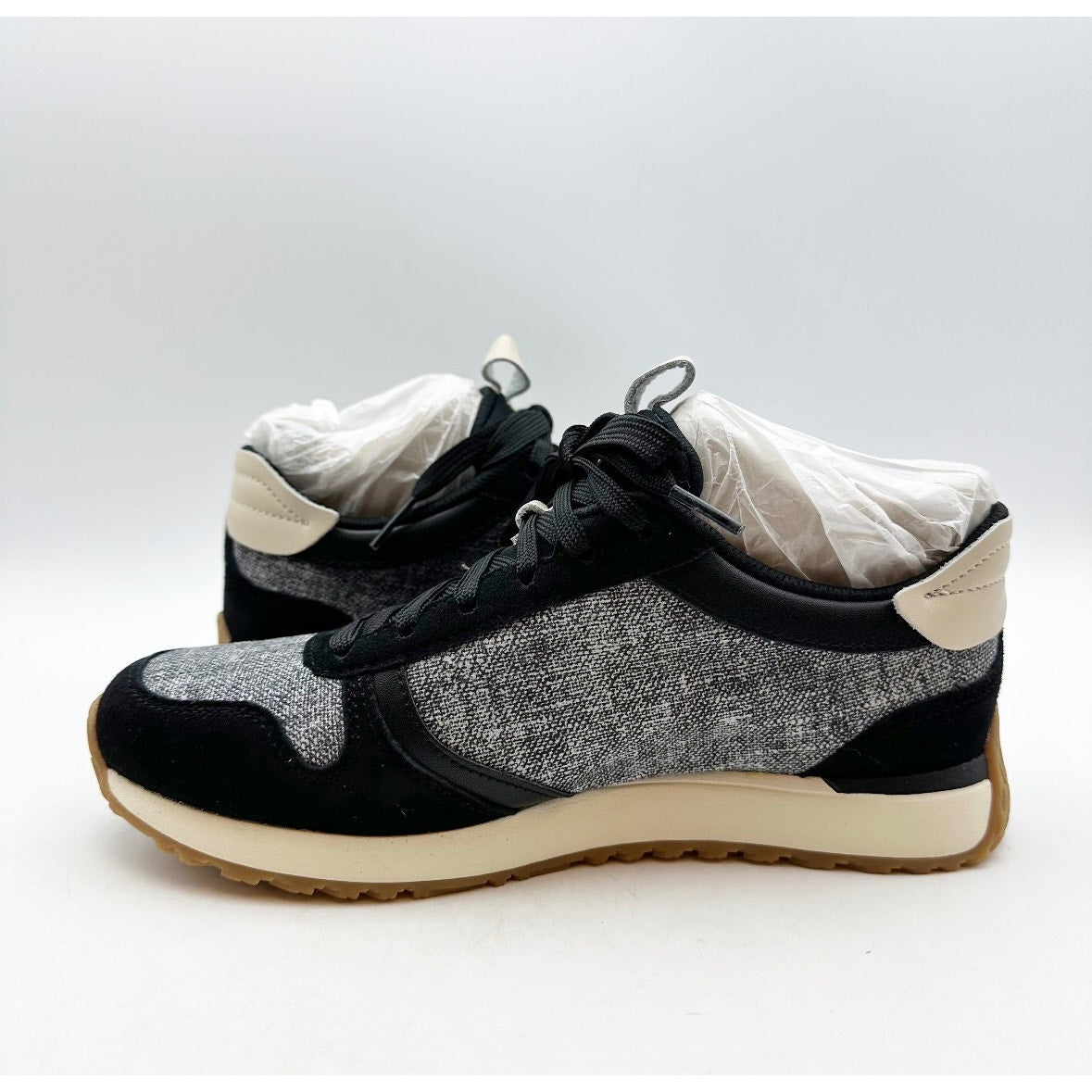 Vionic Womens Monarch Casual Sneakers Size 6 EU 36 Ivory Black Suede NIB
