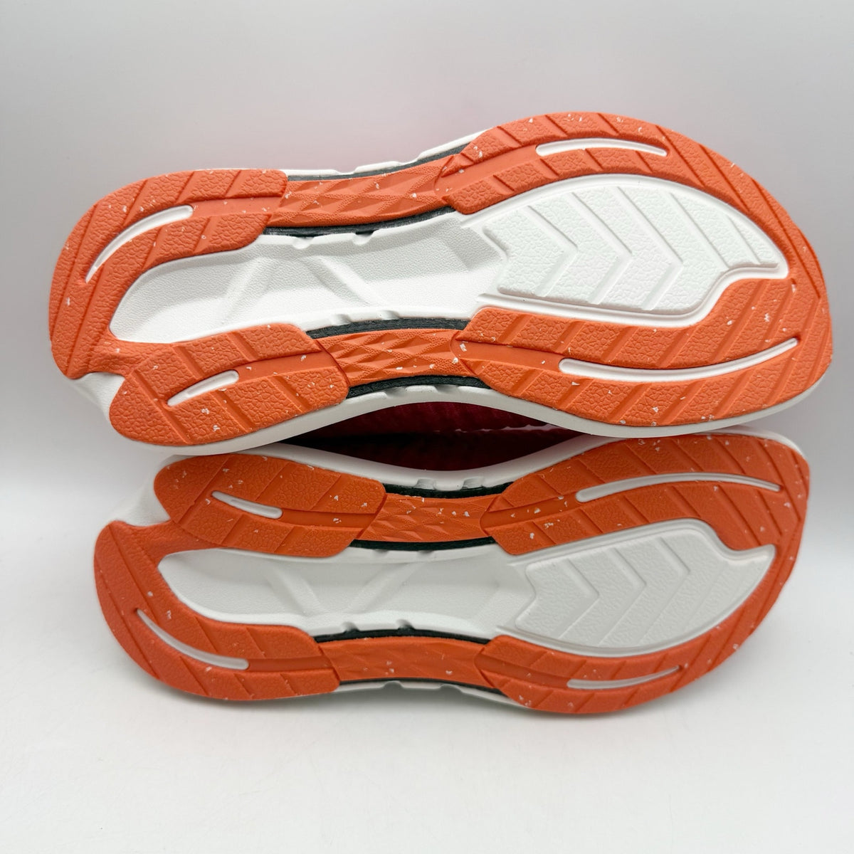 Rabbit Womens Dream Chaser Running Shoes Size 8.5 Pink Red Athletic Sneakers NIB