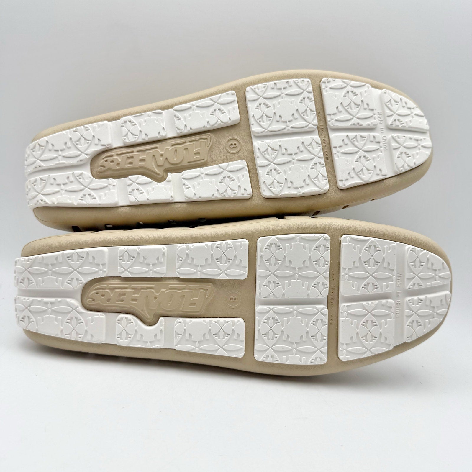 Floafers Mens Country Club Driver 2.0 Loafers US 8 Beige Tan NWOB
