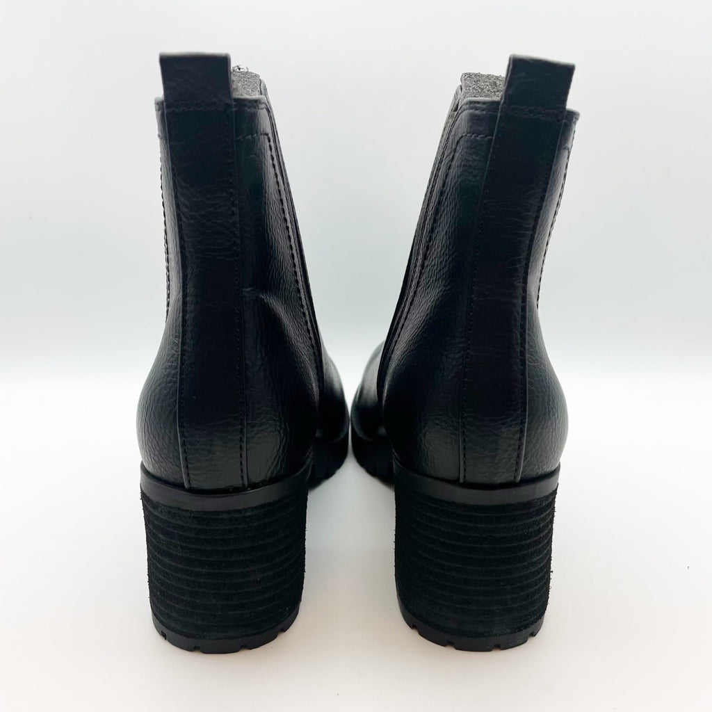 MIA Women's Jody Chelsea Boots Size 9 Medium Black Vegan Leather Lug Sole NIB