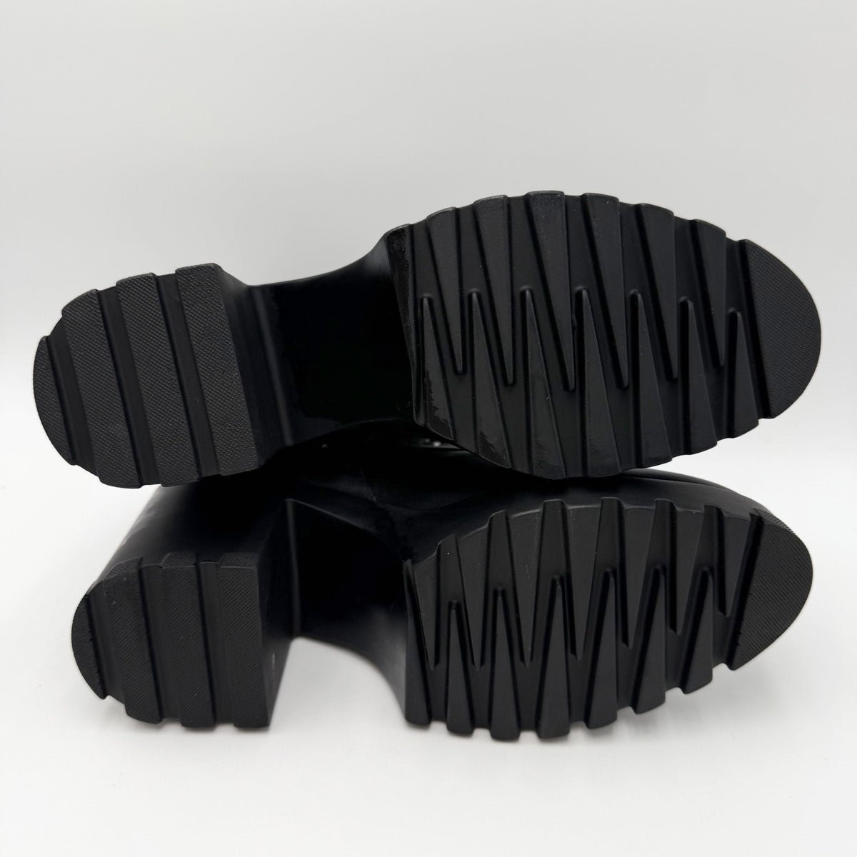 BP. Womens Masson Heeled Booties Size 8.5 M Black Leather Lace Up NWOB