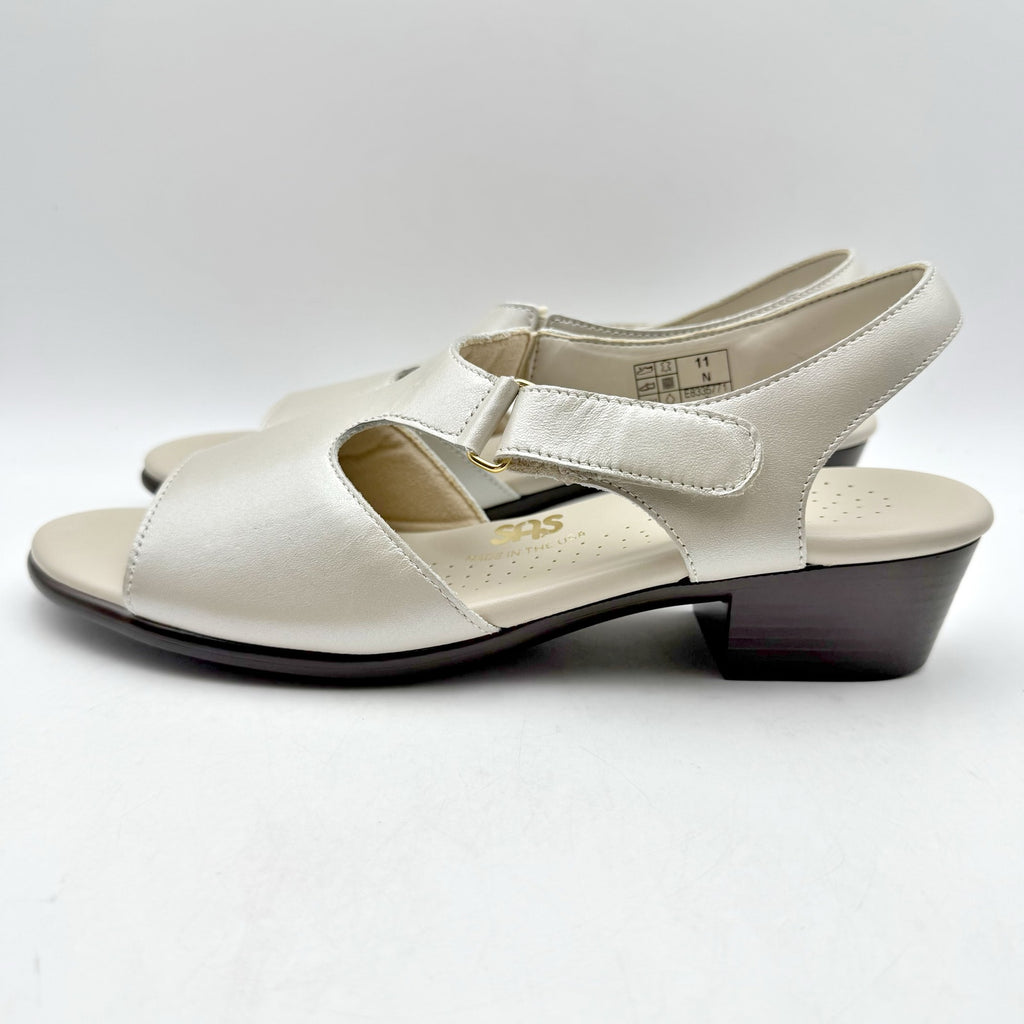 SAS Womens Suntimer Heeled Sandal US 11 Narrow Cream Leather NIB