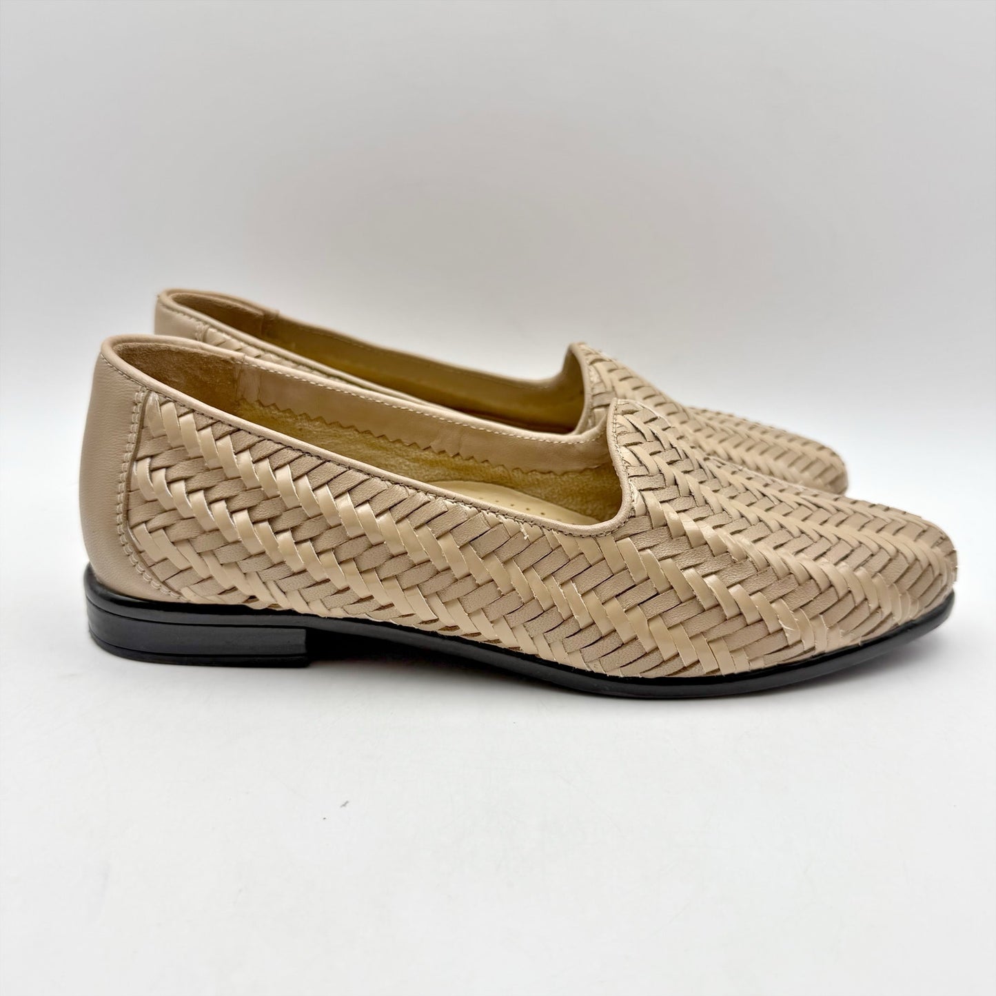 Trotters Womens Liz III Loafers US 7.5 Narrow Brown Woven Leather Slip-On NWOB
