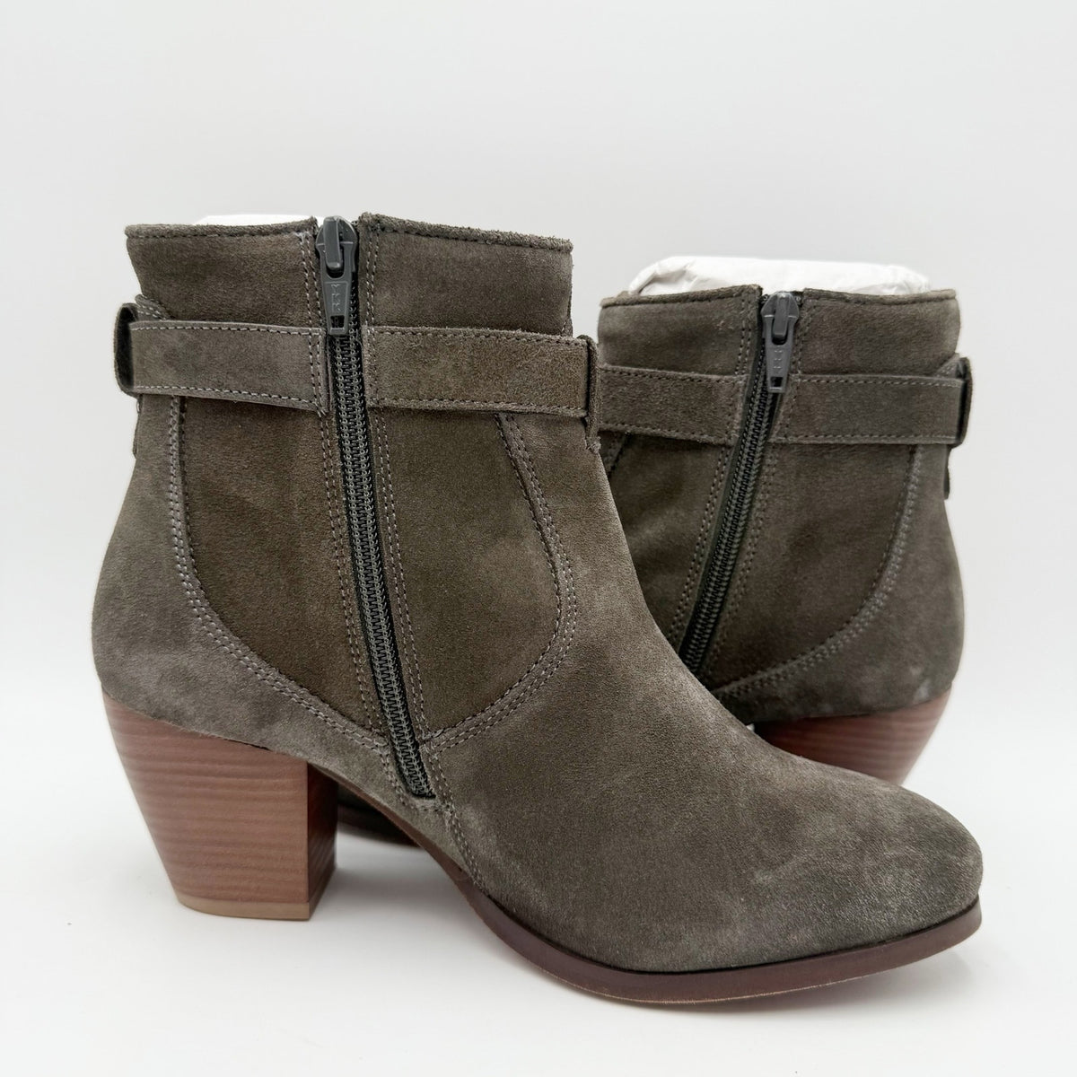 Diba True Womens Margaux Ankle Bootie Size 7 Grey Suede NWOB