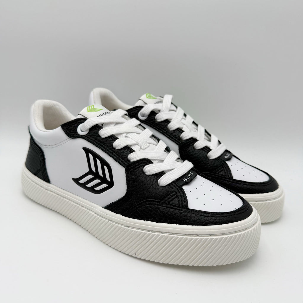 CARIUMA Womens Vallely Low Top Sneakers Size 7 Black White Leather NIB