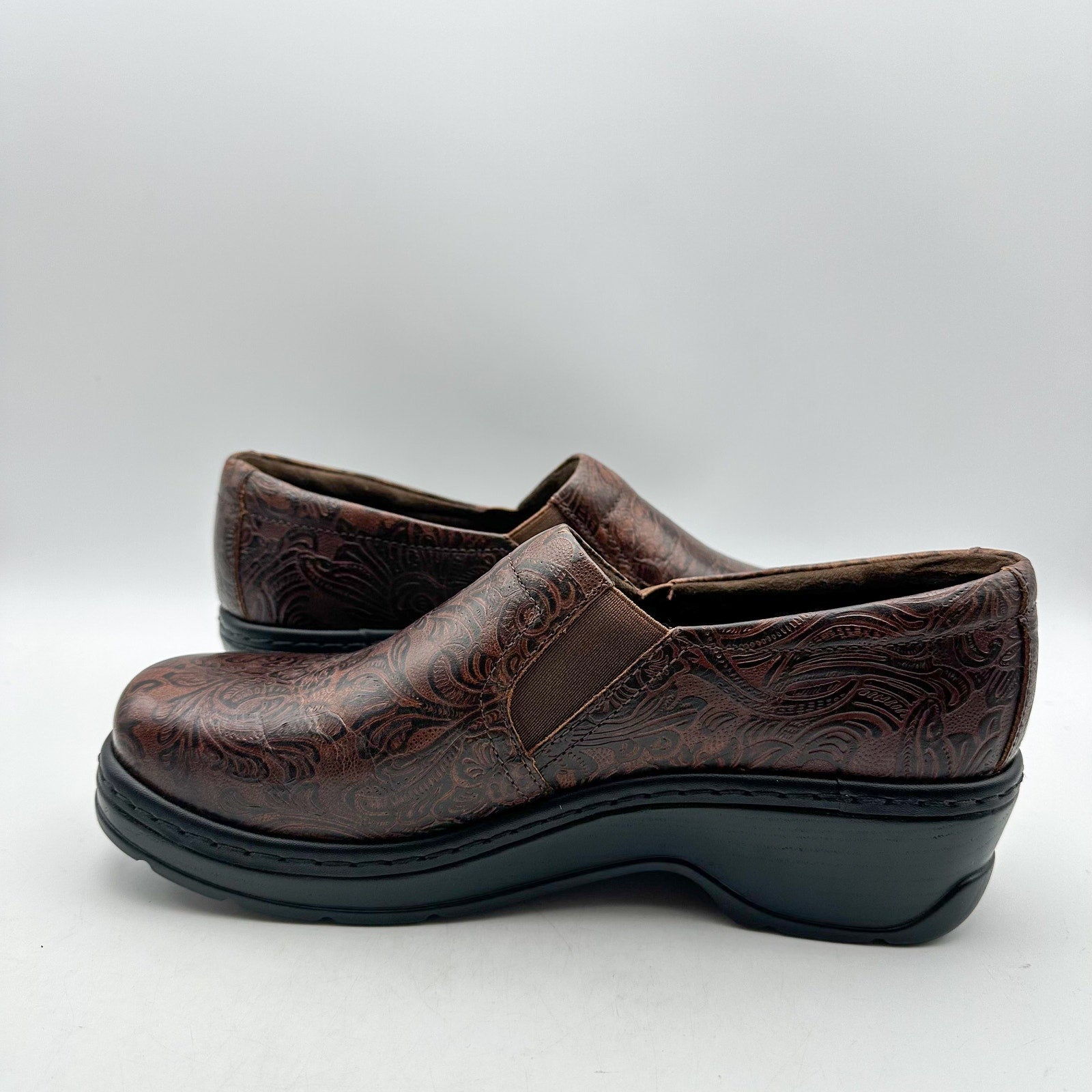 KLOGS FOOTWEAR Womens Naples Clogs Size 10 Wide Brown Embossed Floral SR NWOB