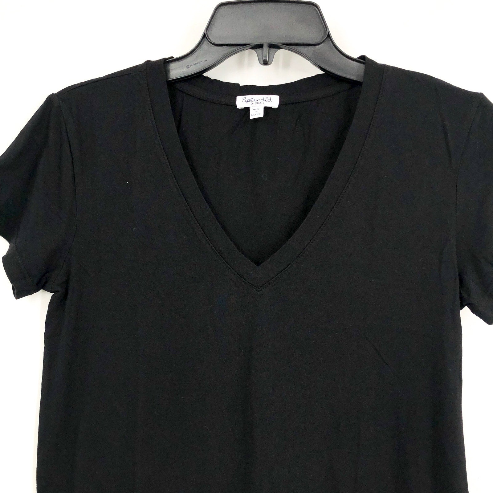 SPLENDID Women's Kate V-Neck Tee XS Black Short Sleeve Soft Knit NWOT