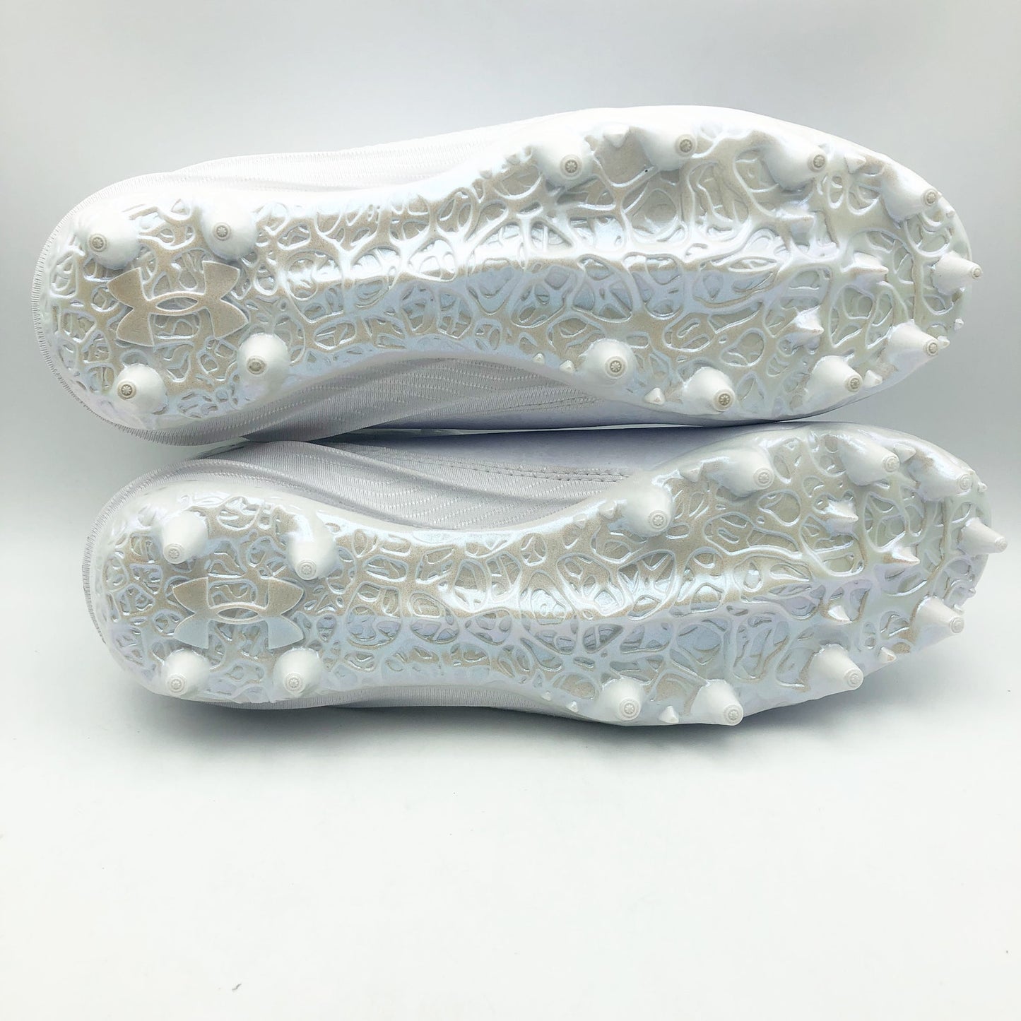 Under Armour Mens Blur 2 MC Suede Molded Football Cleats US 8 White Silver NWOB