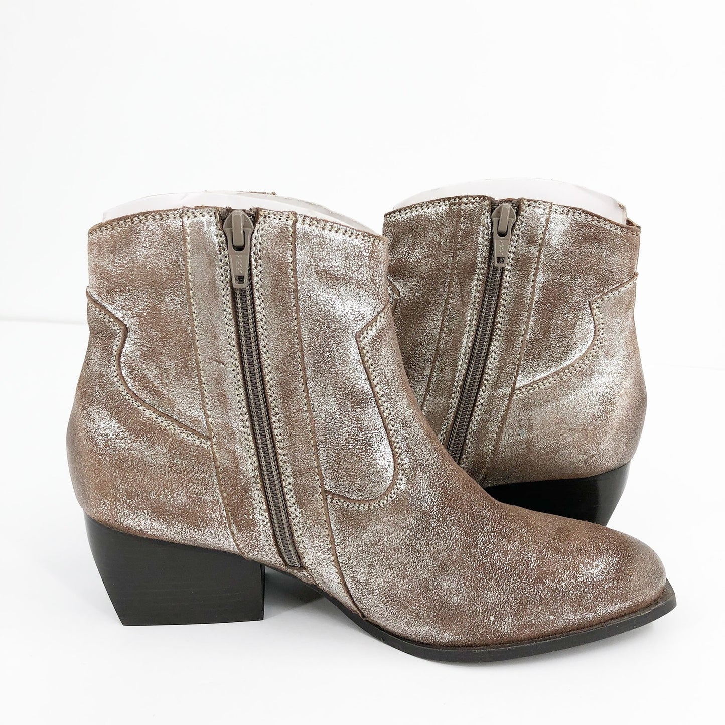 SEYCHELLES Women's Upside Western Ankle Bootie 6 Metallic Silver Suede Heel NWOB