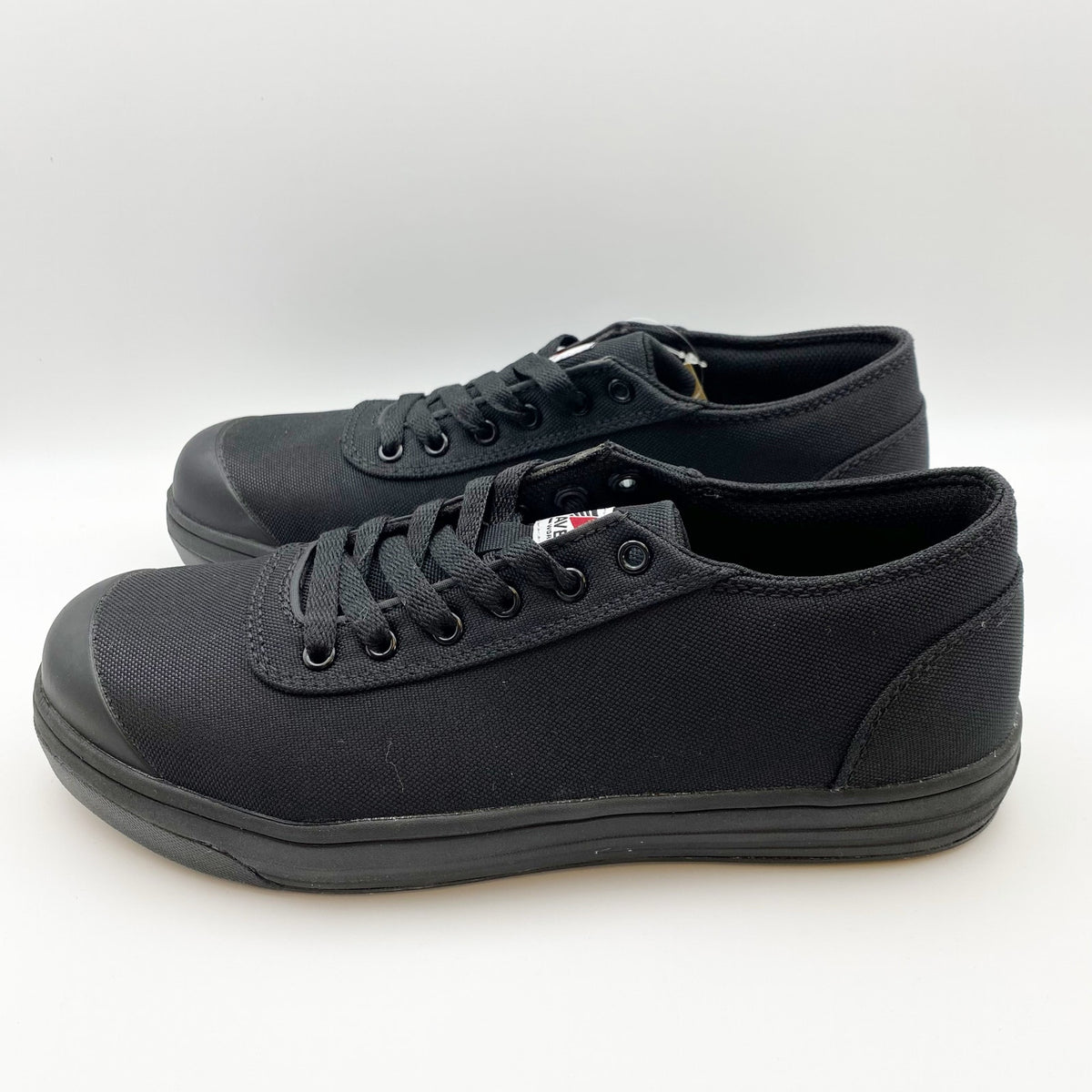Avenger Mens Blade Low Work Shoes 9 WIDE Black Comp Toe A123 SR EH NIB