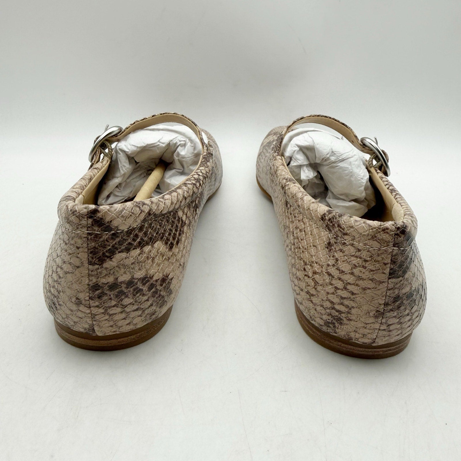 Dolce Vita Womens Anneke Mary Jane Flats US 7 M Sand Snake Embossed NWOB