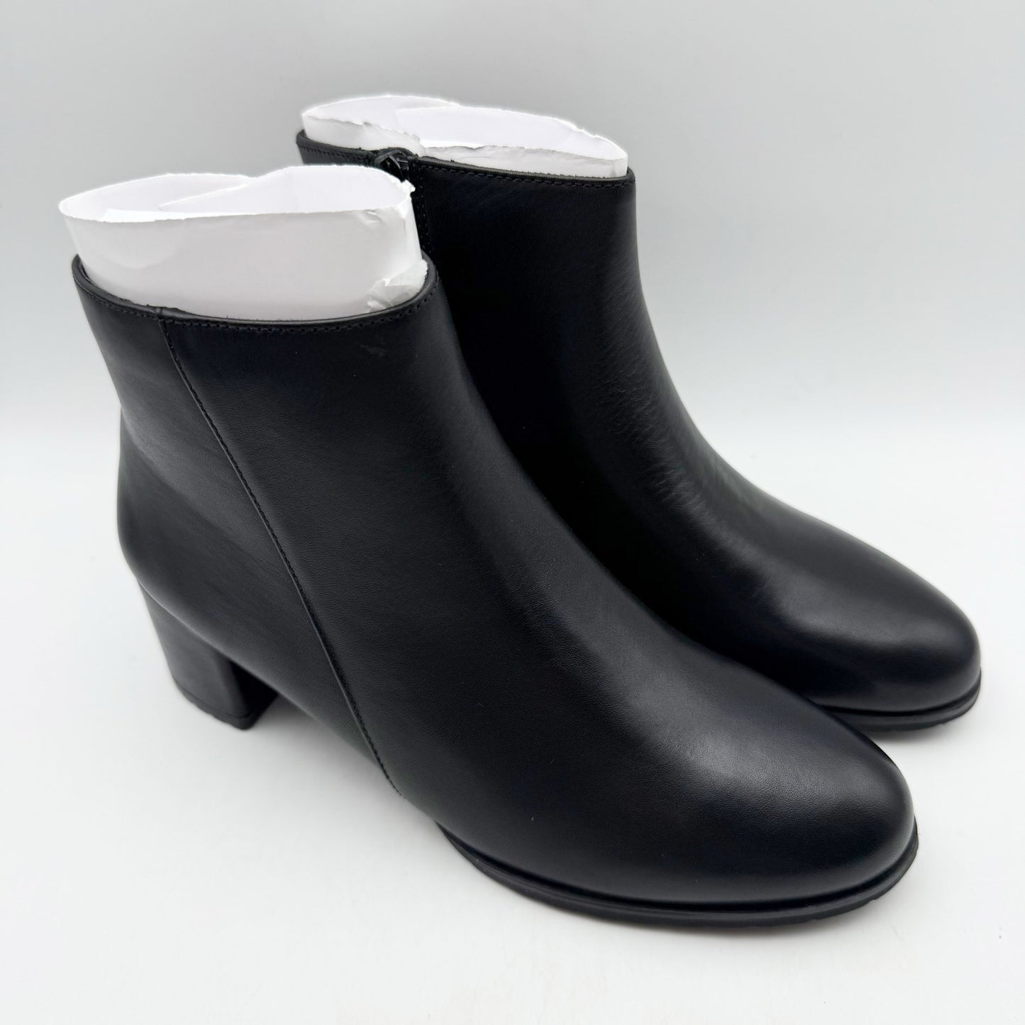 Naturalizer Womens Bay Bootie US 9 Wide EU 40 Black Leather Waterproof NWOB