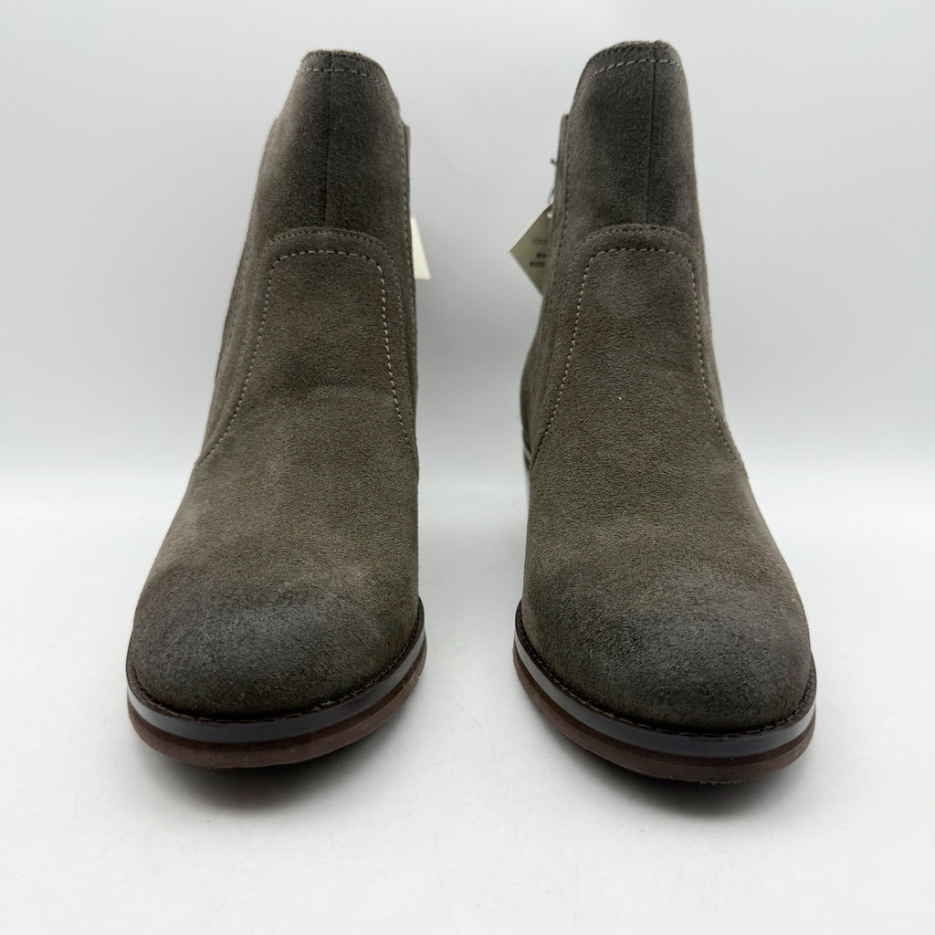 Cole Haan Womens Peetz Chelsea Ankle Boots Size 6 B Suede Water Resistant NWOB