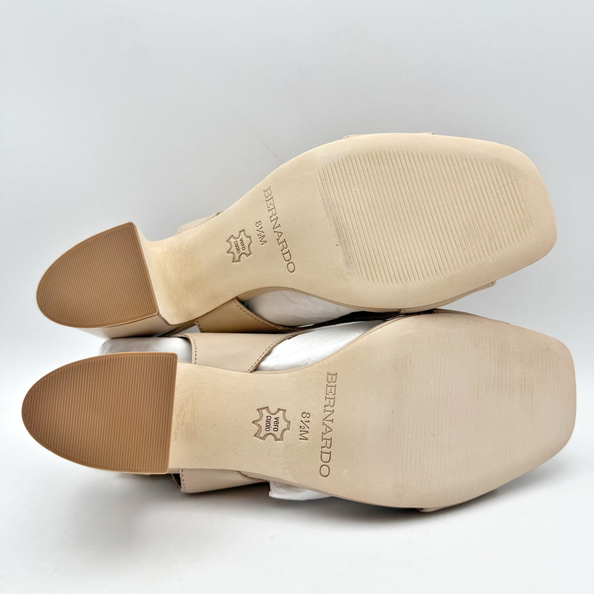 Bernardo Footwear Womens Bedford Heels Size 8.5 M Blush Nude Leather NIB