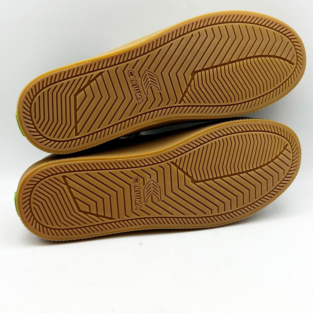 Cariuma OCA Low Canvas Sneaker Womens 9.5 Mens 8 Brown Burnt Sand Gum NIB