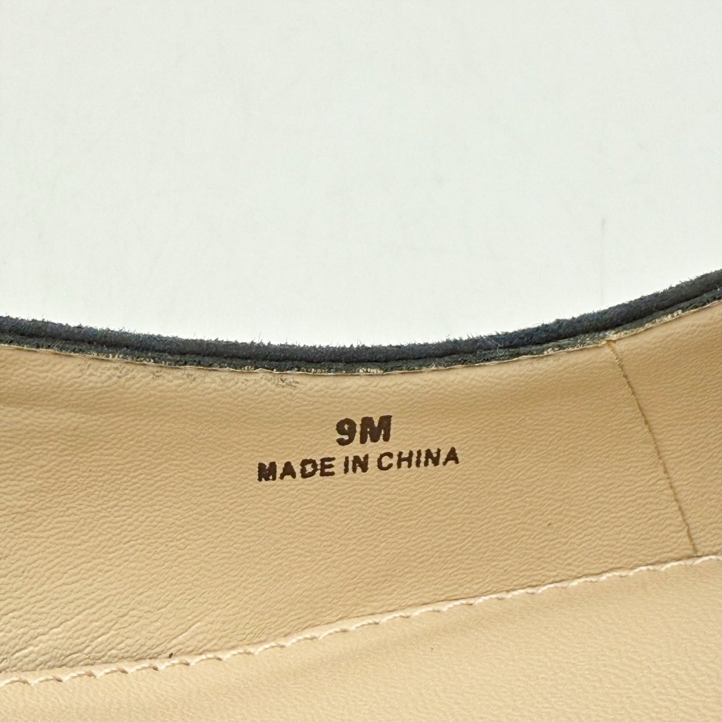 Pelle Moda Womens Deena Kitten Heels US 9 M EU 40 Navy Suede Slingback NIB