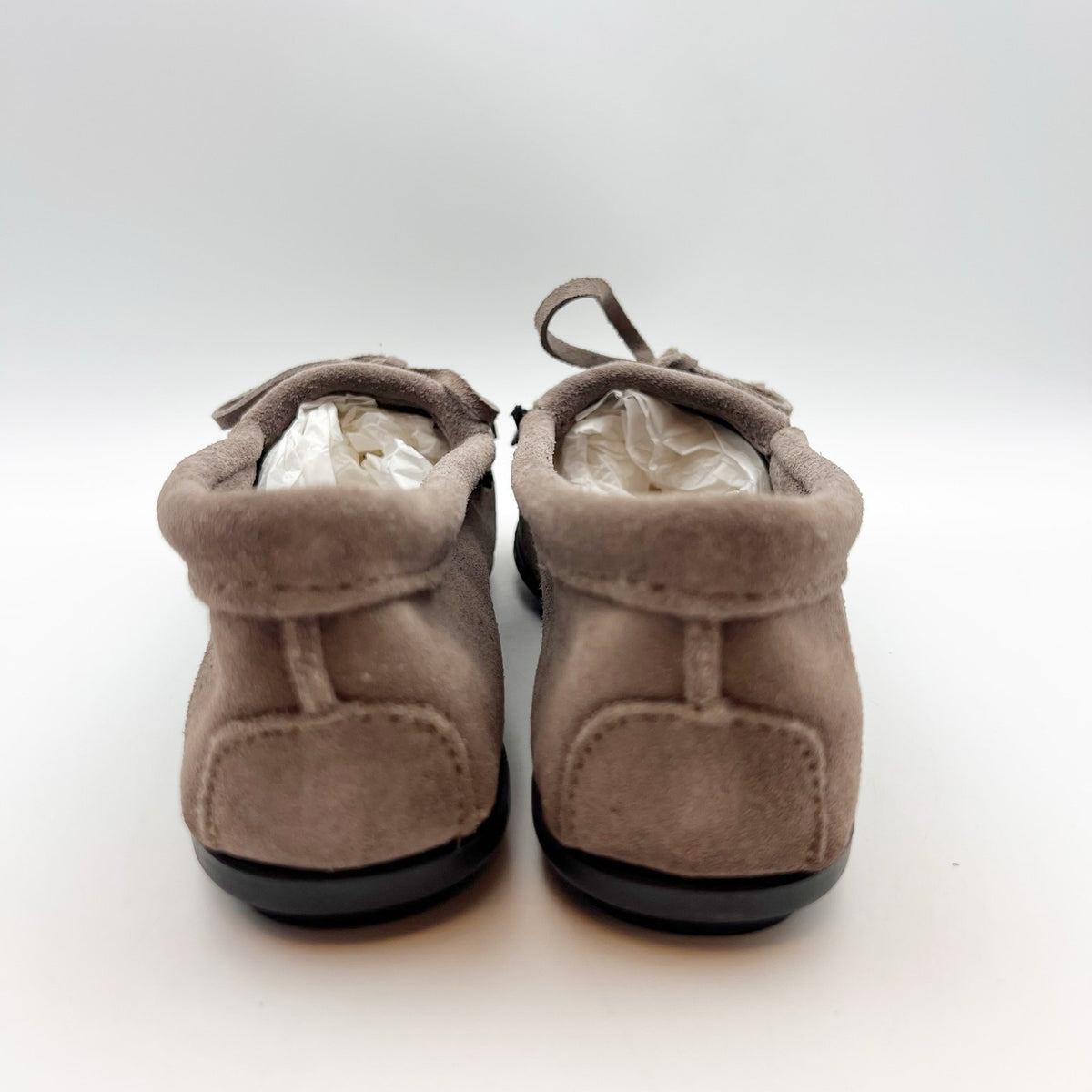 Minnetonka Womens Kilty Hardsole Moccasins Size 7.5 Grey Suede Slip-On NIB