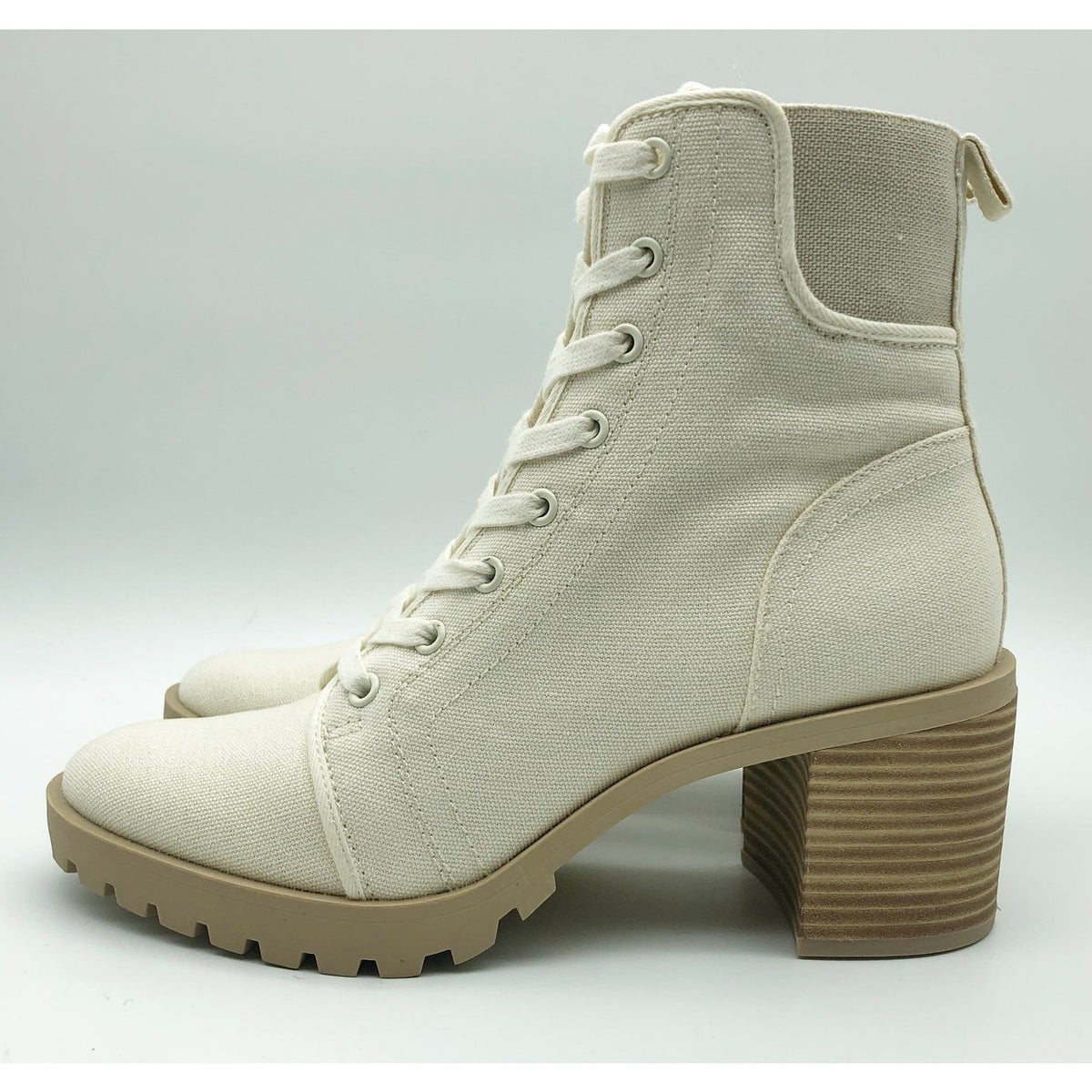 Dolce Vita Womens Combat Boots Size 8.5 Stacked Heel Off White Canvas NWOB