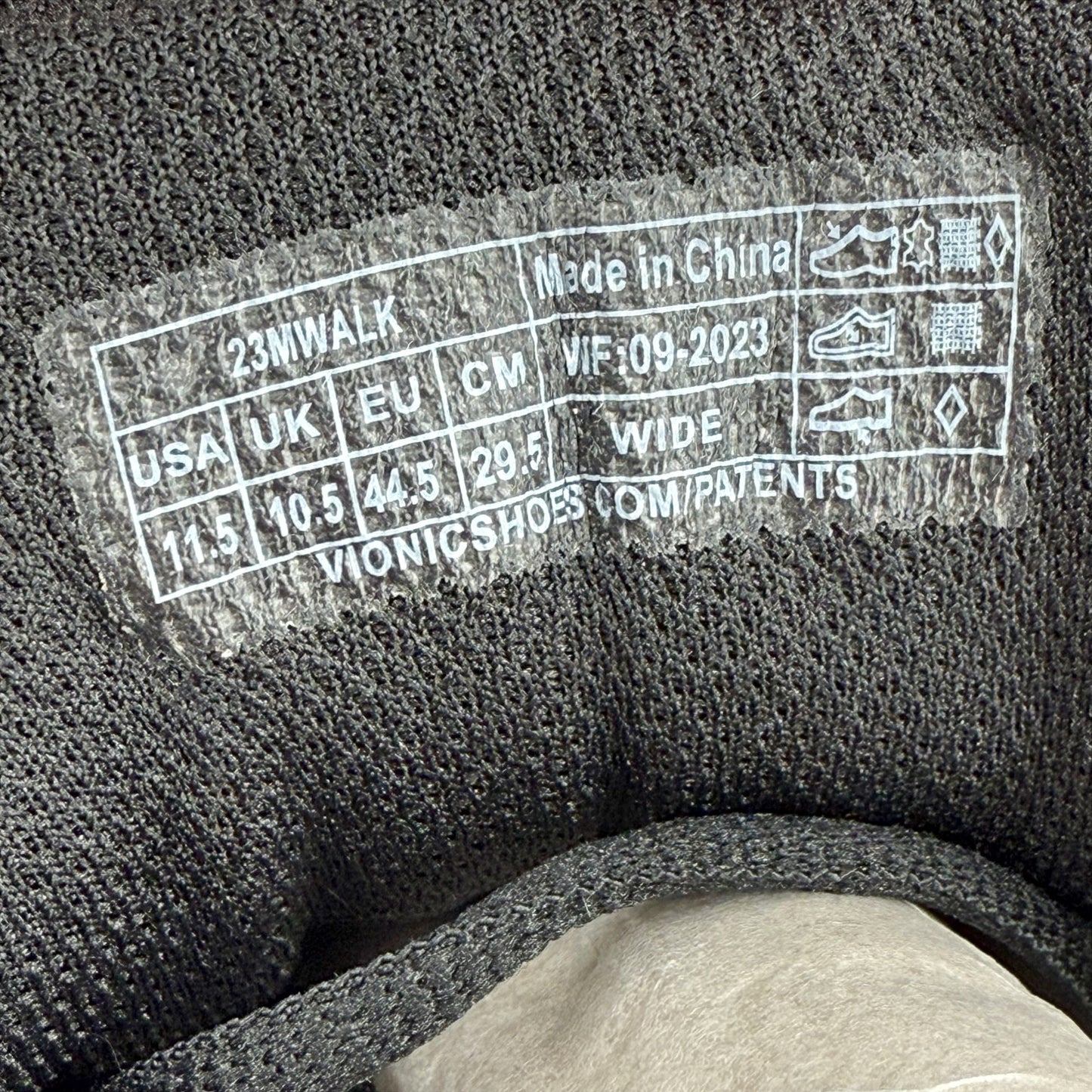 Vionic Mens 23Walk 2.0 Sneakers US 11.5 Wide EU 44.5 Black Leather Athletic NIB