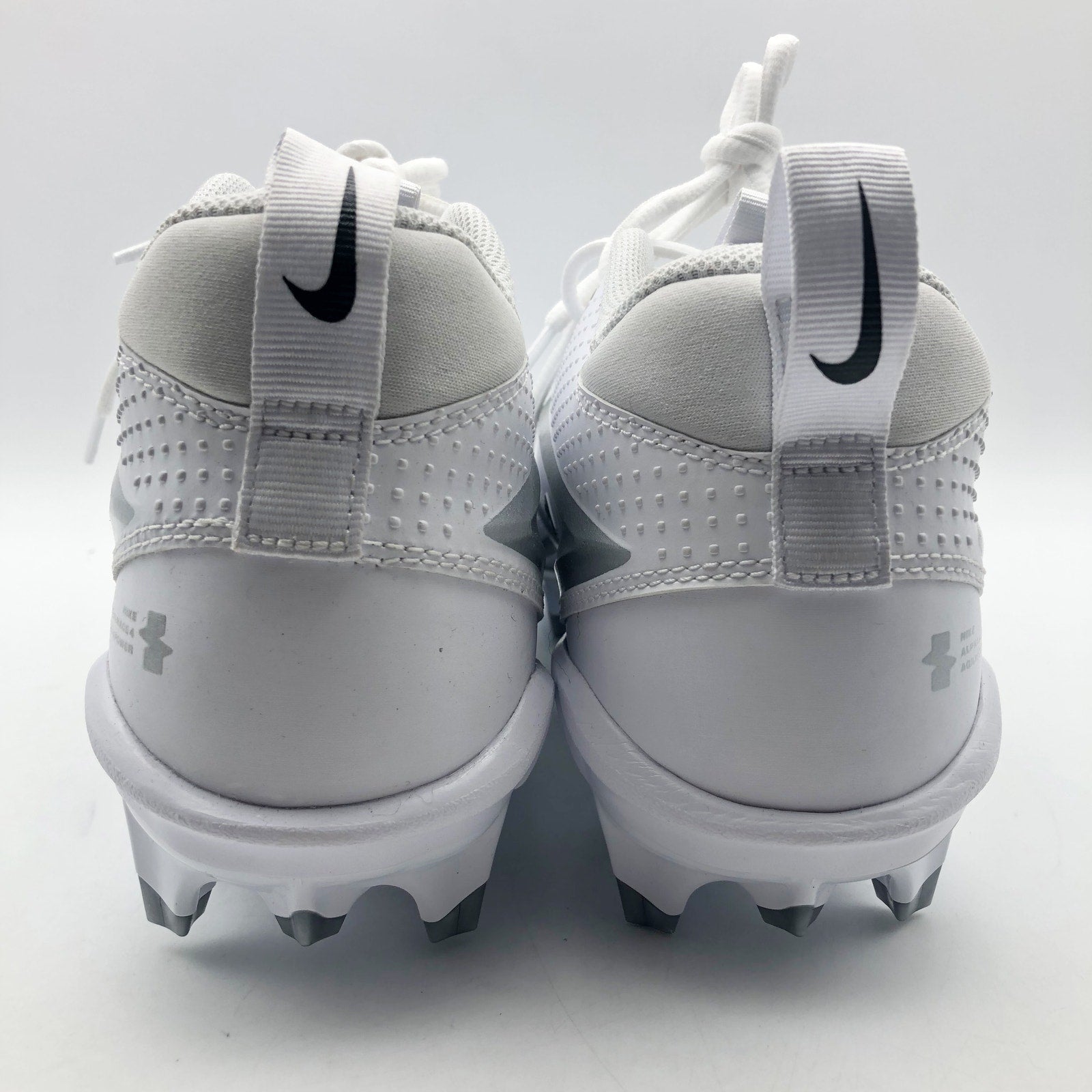 Nike Mens Alpha Menace 4 Varsity Molded Football Cleats SIZE 12 White Black NWOB
