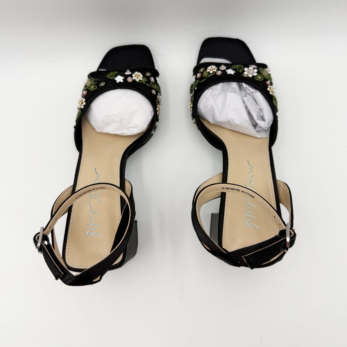 Betsey Johnson Womens Kirra Platform Heel Sandals US 8.5 Black Floral Beaded NIB