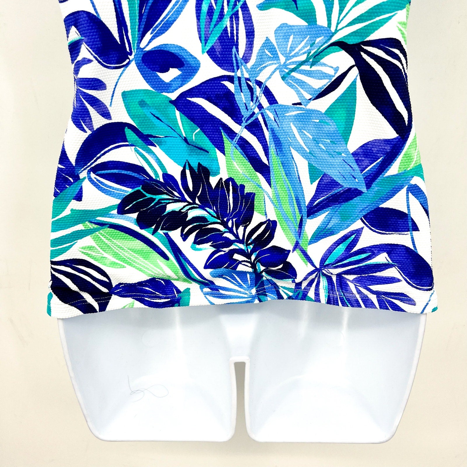 TOMMY BAHAMA Marina Underwire Tankini Top Large Beach Glass Blue Island Cays NWT