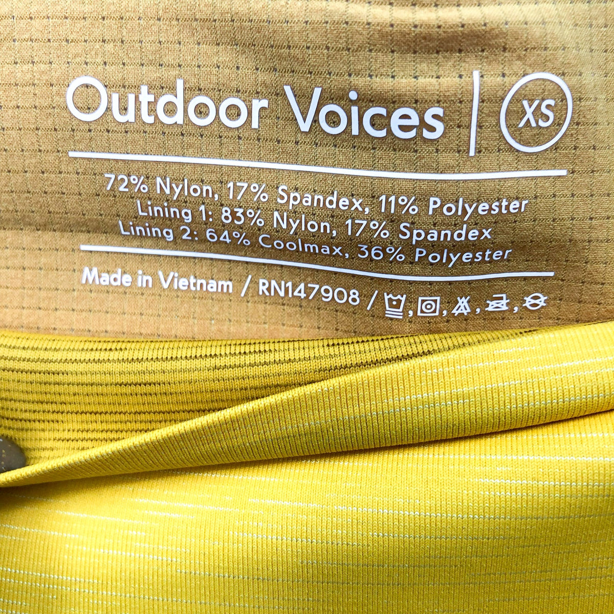 OUTDOOR VOICES Women's TechSweat™ Core 3/4 Legging XS Yellow Citrus NWT