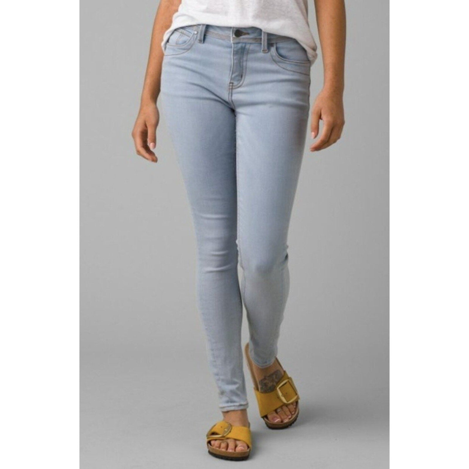 prAna Women's Soma Jeans 29x31 US 8 Light Washed Blue Skinny Stretch Denim NWT