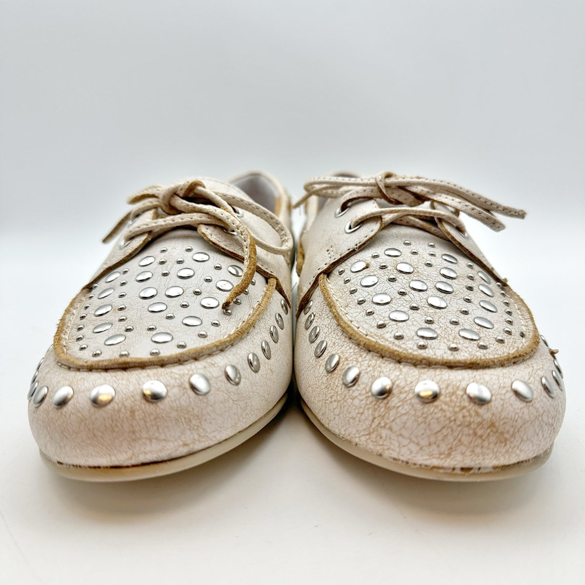 Lucky Brand Womens Timini Studded Loafers Size 8 Distressed White Leather NIB