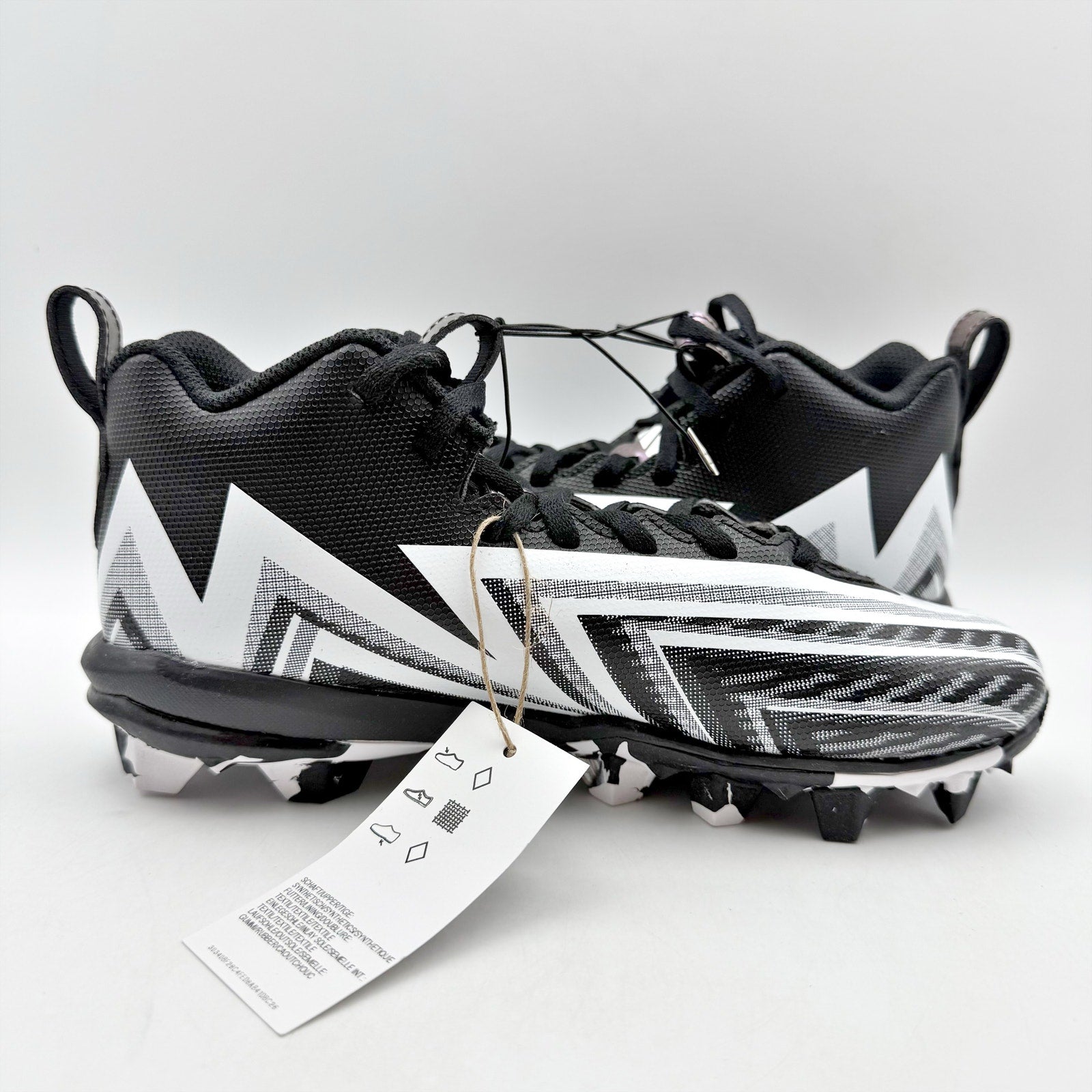 Adidas Youth Freak Spark MD 23 Football Cleats US 3.5 Black White Athletic NWOB