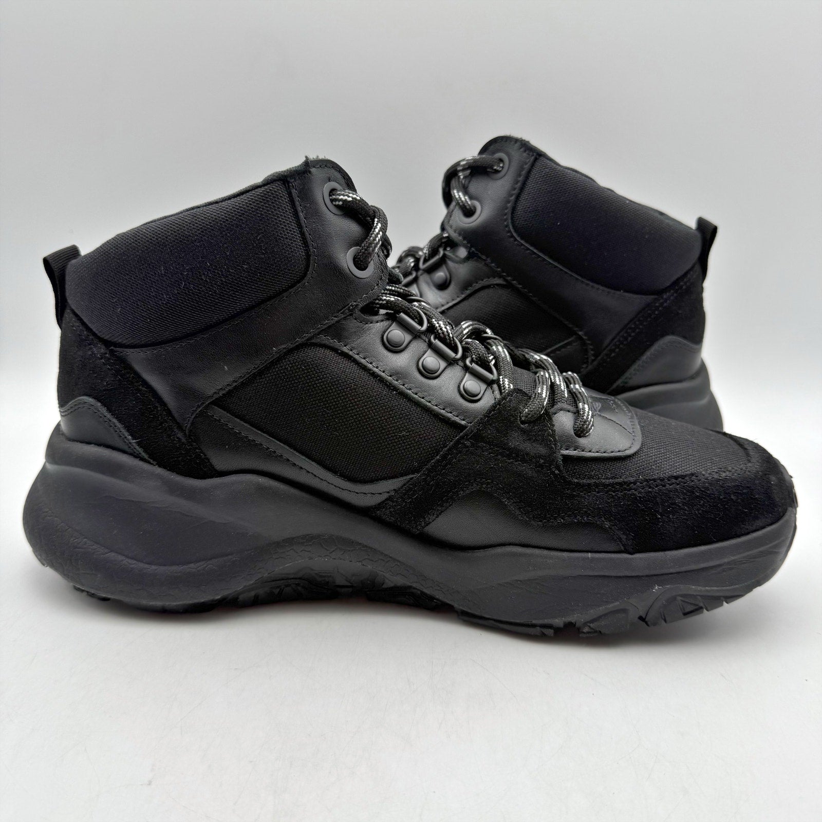 SAS Mens Hi Country-Y Hiking Boots 9 M Black Cast Iron Lace Up Lightweight NIB