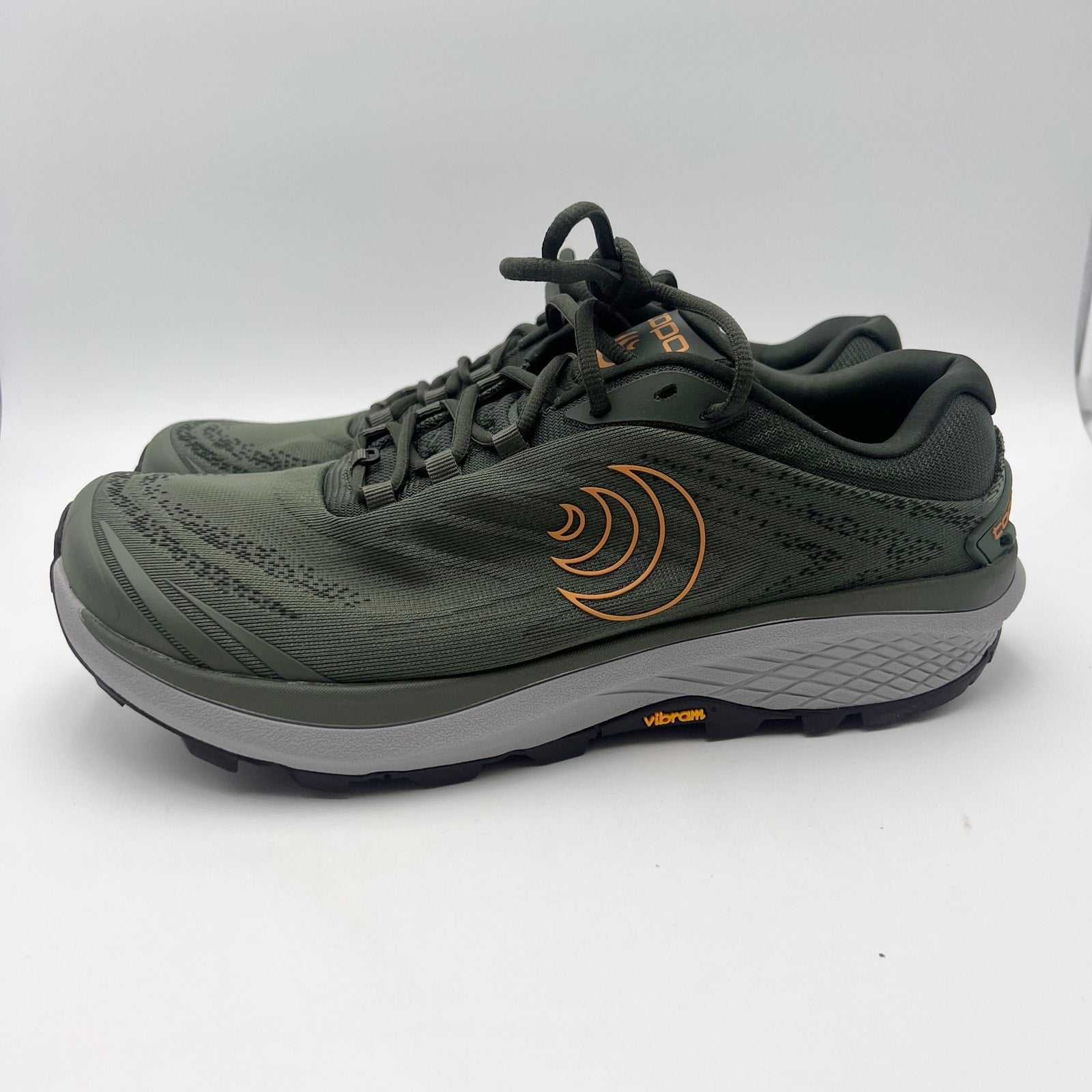 Topo Athletic Mens Pursuit 2 Trail Athletic Shoes Size 10 Green Running NIB