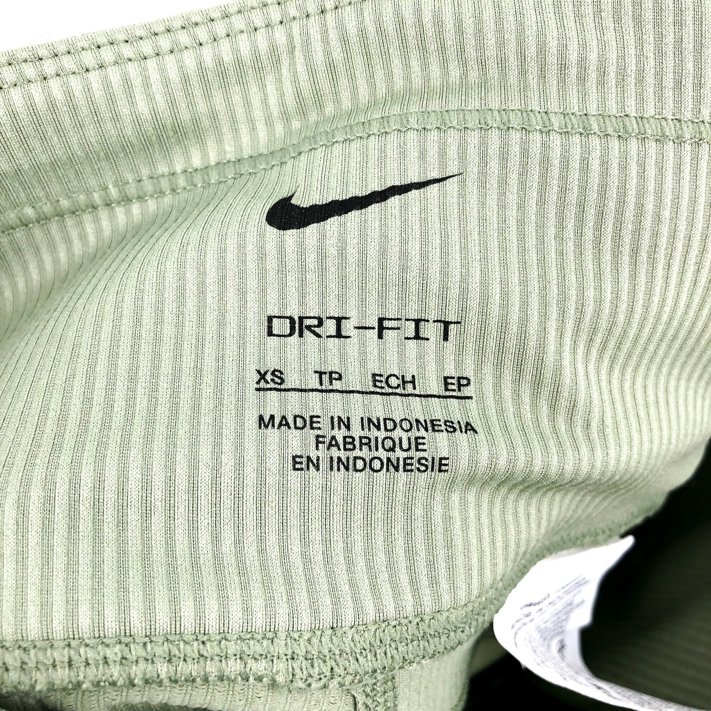 NIKE Womens Tight Athletic Running Shorts XS Olive Green Mid-Rise Ribbed NWT